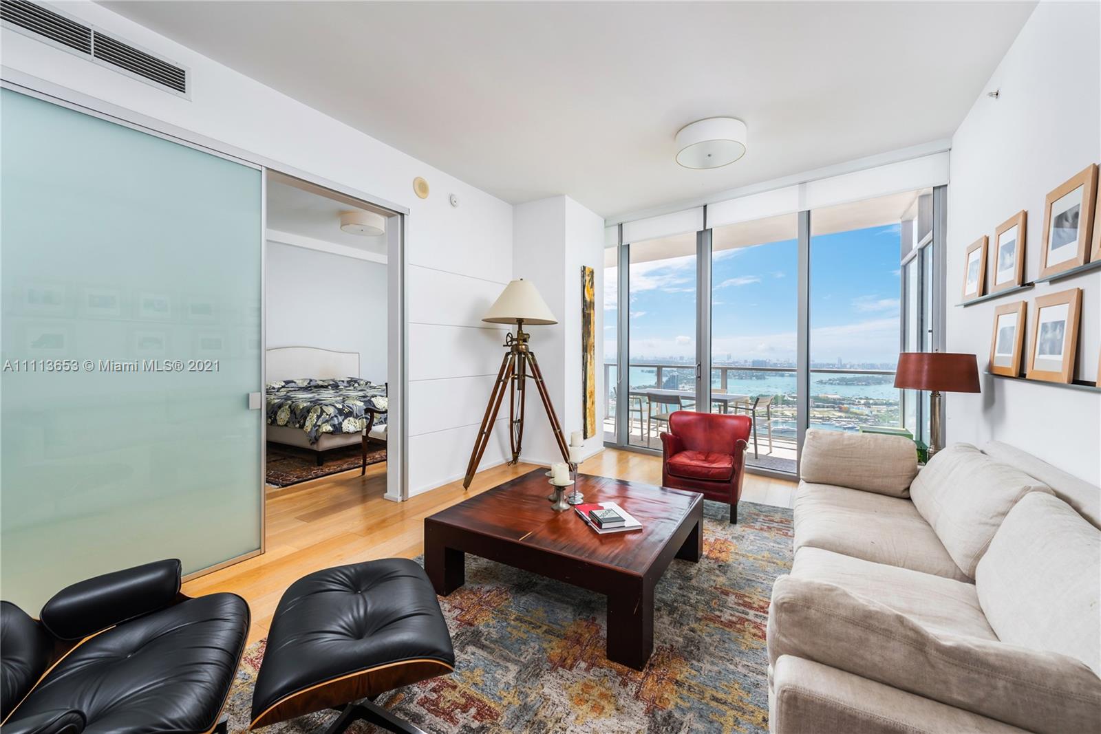 MARQUIS CONDO - Residential