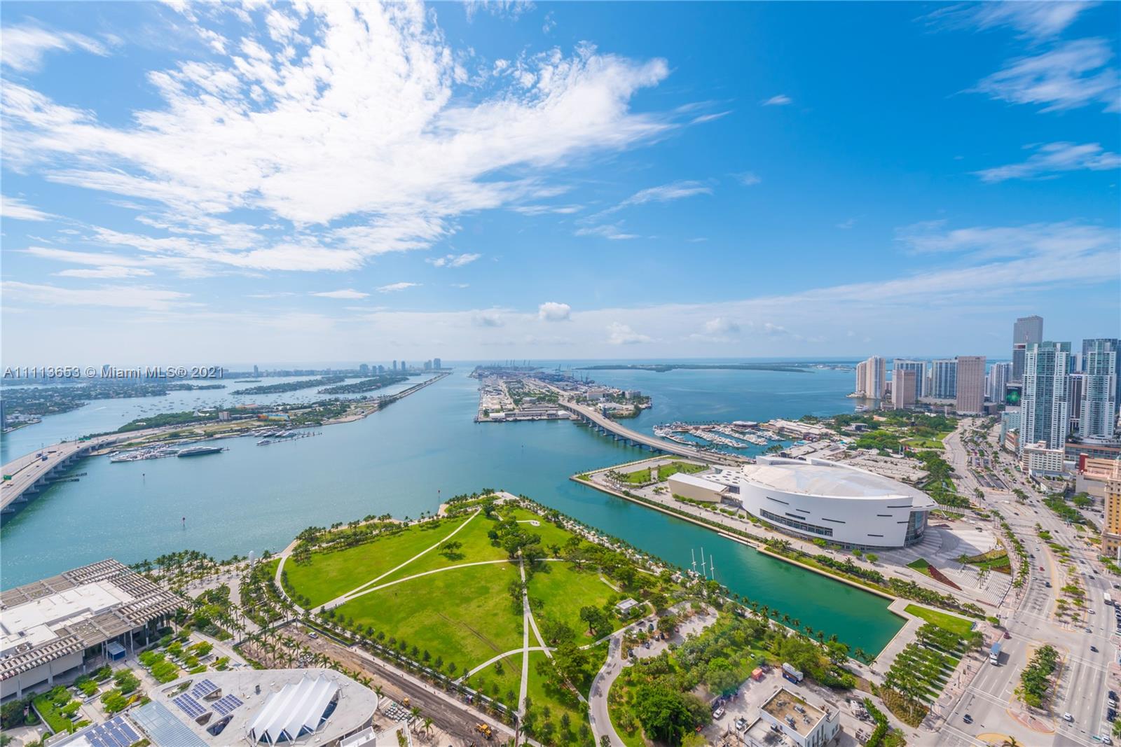 MARQUIS CONDO - Residential