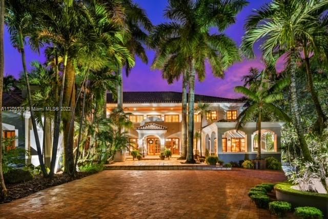 5 UPT0 10 AC RESORT ESTATE - Residential