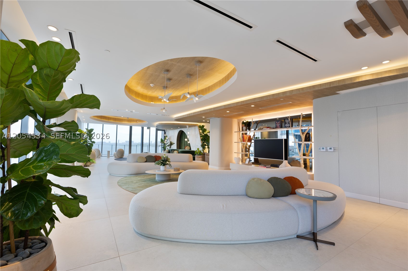 ARIA RESERVE SOUTH TOWER - Residential Lease