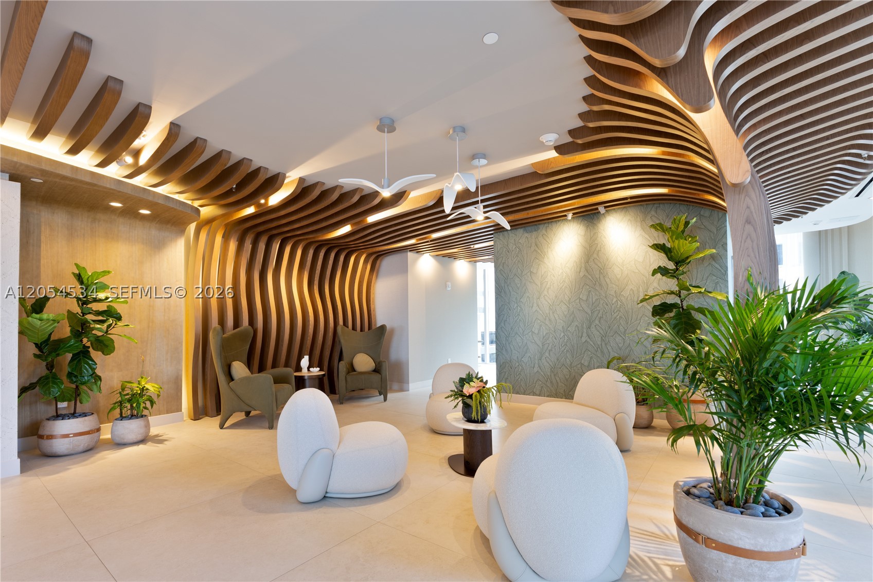 ARIA RESERVE SOUTH TOWER - Residential Lease