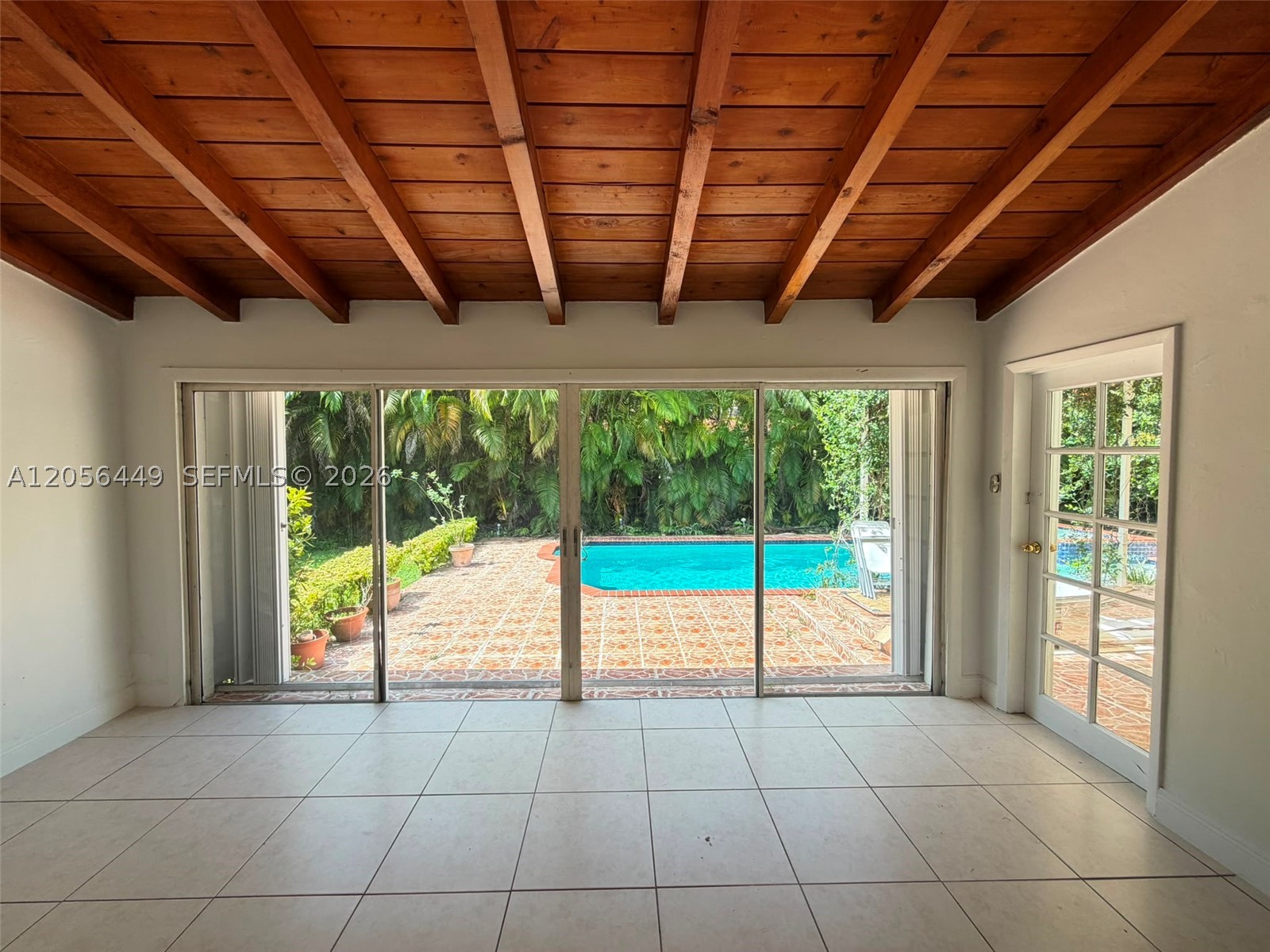CORAL GABLES COUNTRY CLUB - Residential
