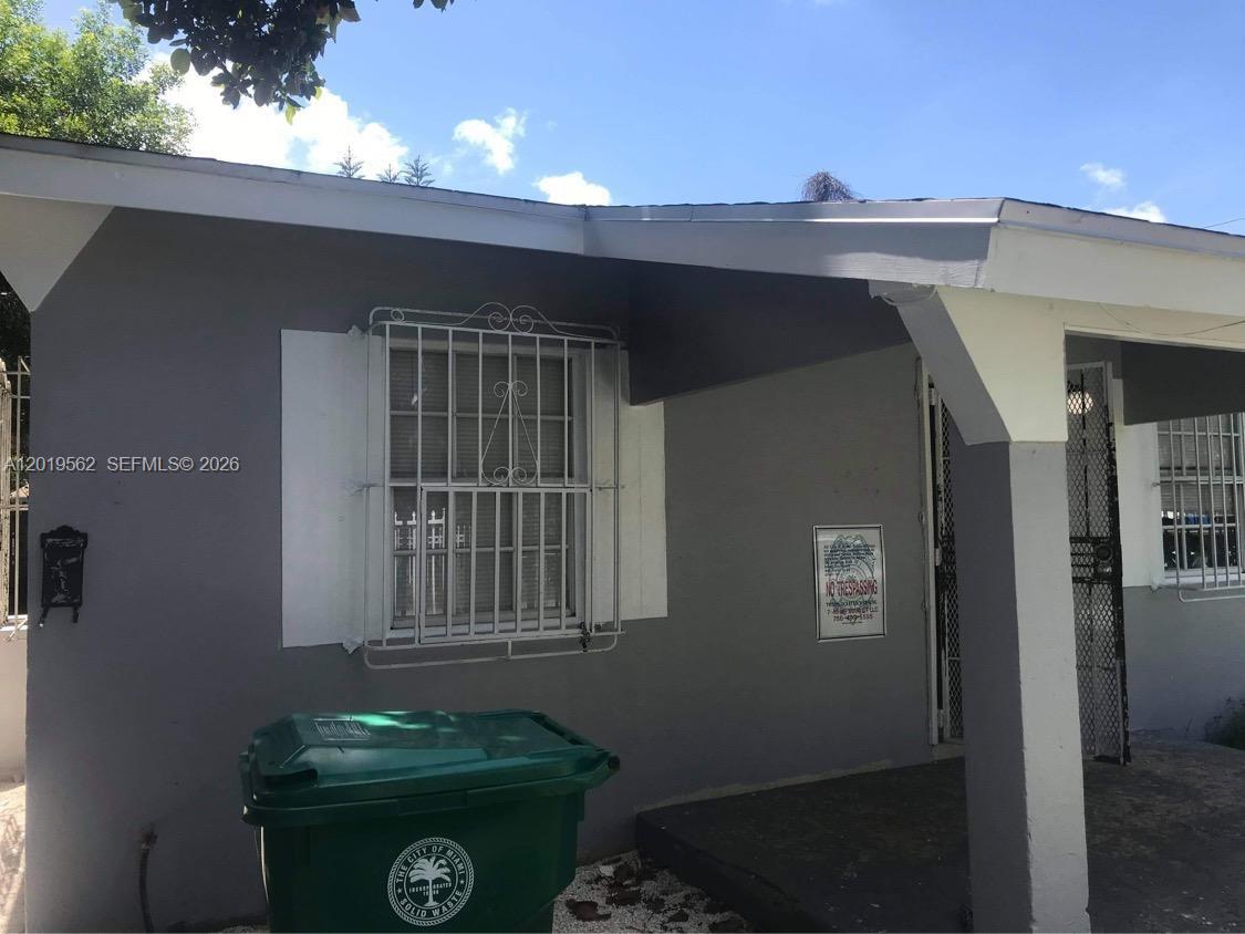 Strategic investment opportunity in Miami’s Little River!
Duplex  2/2; 1/1 is currently configured as a 3-bedroom, 2-bathroom residence. Located within a designated Opportunity Zone and High Density Mixed-Use T5-O zoning. With key Opportunity Zone tax deferral provisions scheduled through 2026, this property offers timely redevelopment potential, long-term appreciation, and possible capital gains tax deferral advantages for qualifying investors. Currently occupied by an exceptionally reliable tenant with a strong track record of timely payments and responsible lease compliance. Tenant responsible for all utilities, lawn maintenance, trash removal.
Ideally positioned  in prime Little River location, just off N Miami Ave and a couple blocks from NE 79th Street, offering excellent connectivity to Miami’s key urban corridors. Near the Design District, Edgewater, Wynwood, Little Haiti, and Downtown Miami, this site sits within one of Miami’s most dynamic growth areas in Dade county. Property is sold As-is. The duplex Has been very well maintained. The roof was completely  isolated in 2022. New A/C  2023.The windows are fitted with exterior metal security bars for added protection. Freshly painted in & out. Brand New appliances (Refrigerator, Heater & washer & dryer ).
