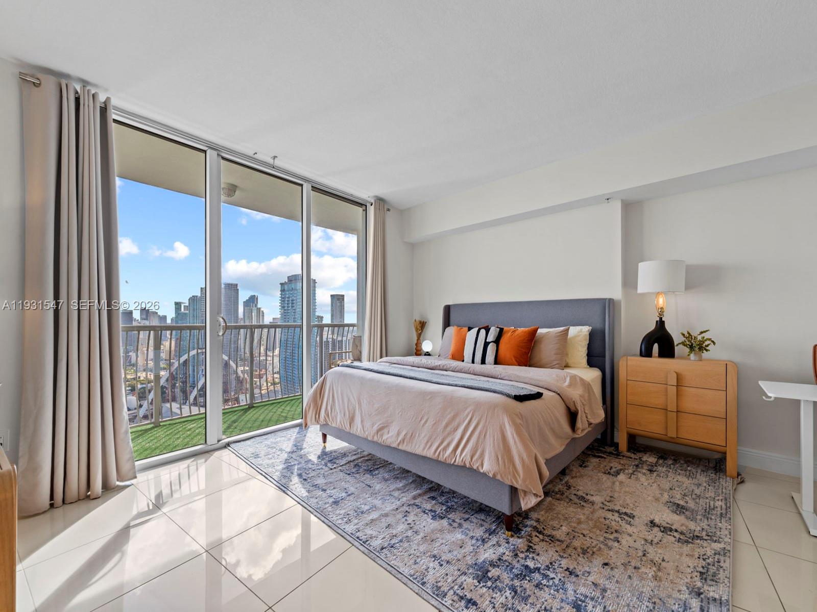 OPERA TOWER CONDO - Residential