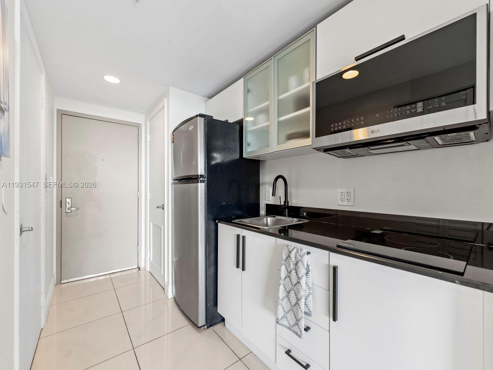 OPERA TOWER CONDO - Residential
