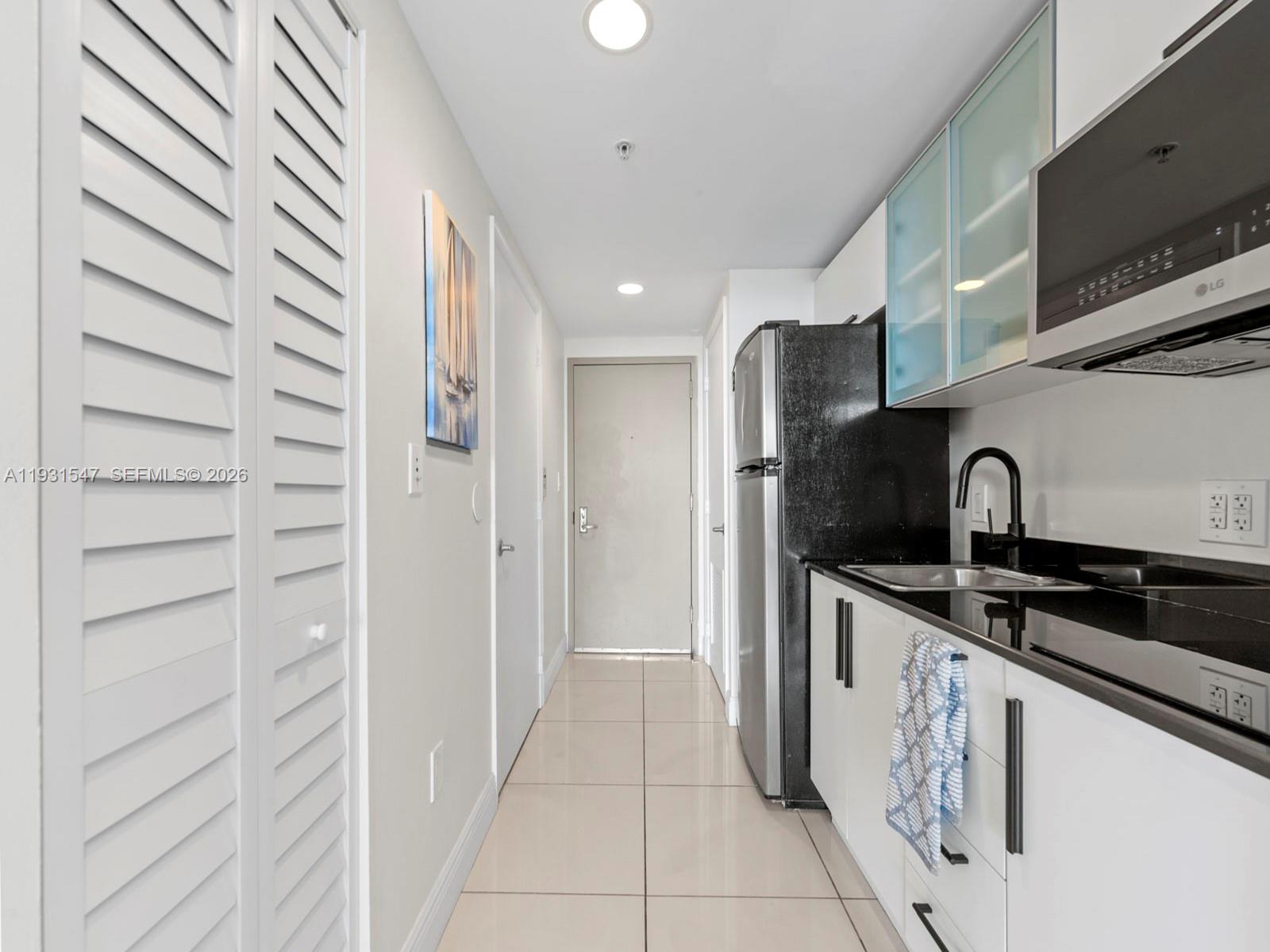 OPERA TOWER CONDO - Residential