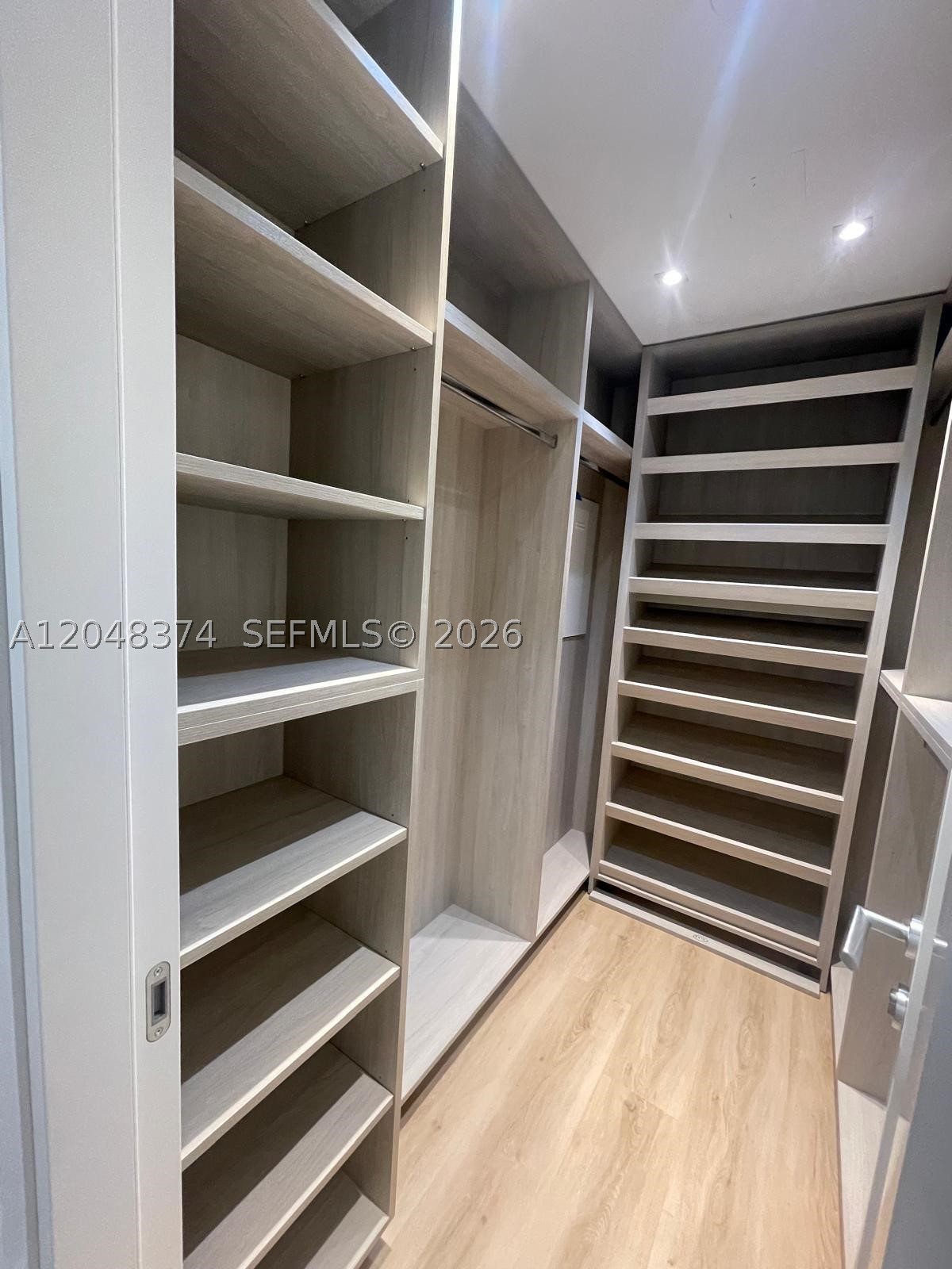 HARBOUR HOUSE - Residential Lease