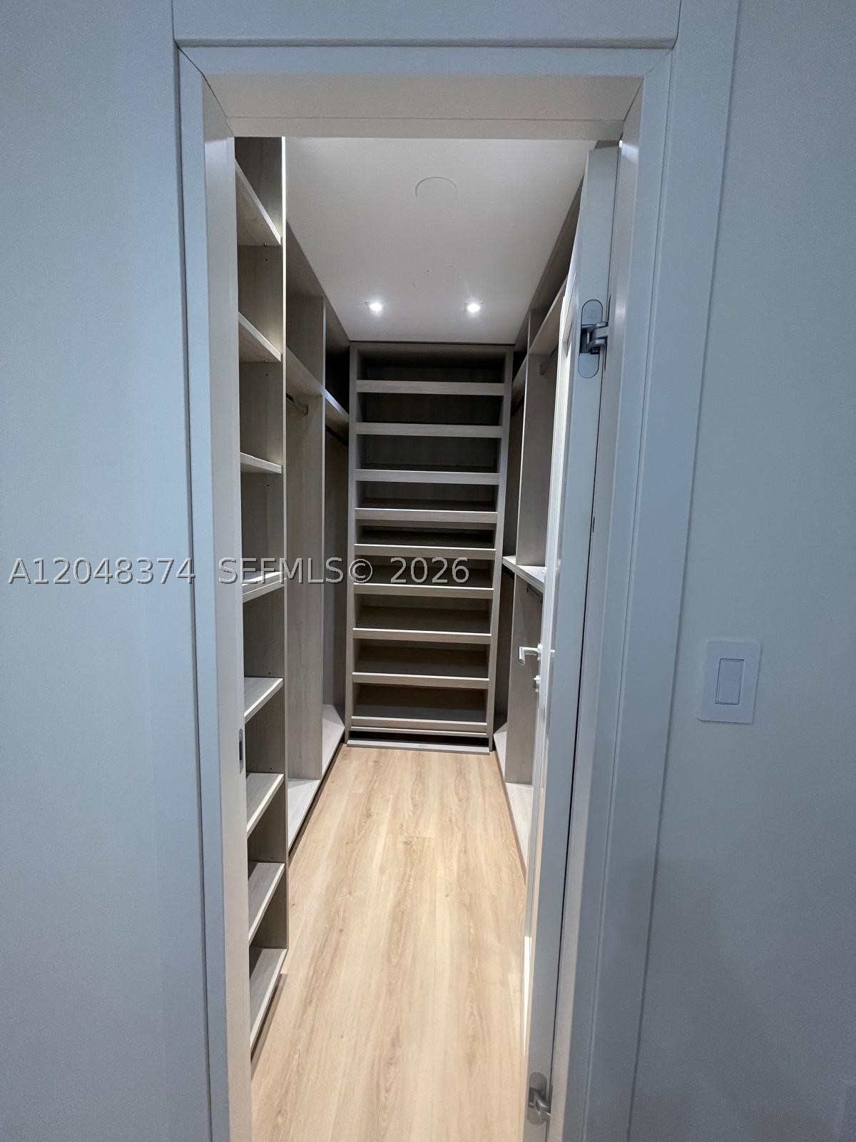 HARBOUR HOUSE - Residential Lease