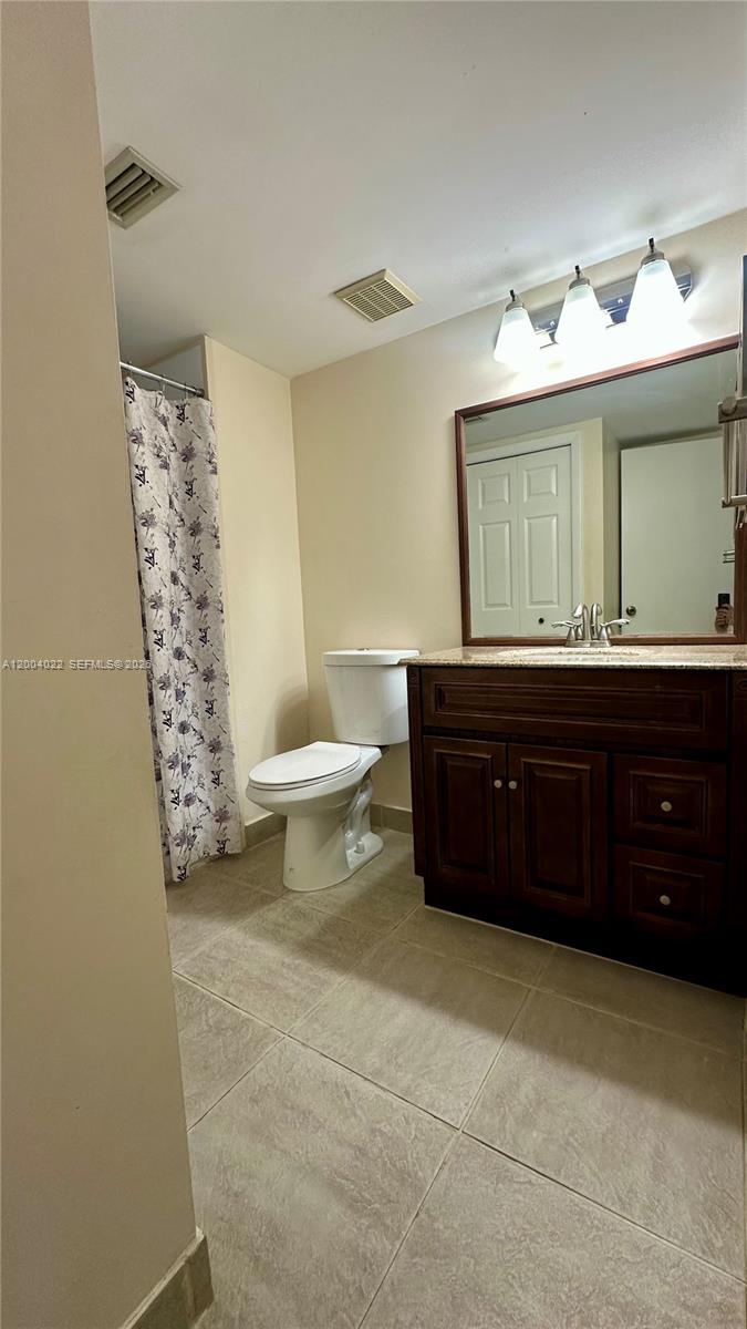 SADDLE CLUB GARDEN APTS A - Residential