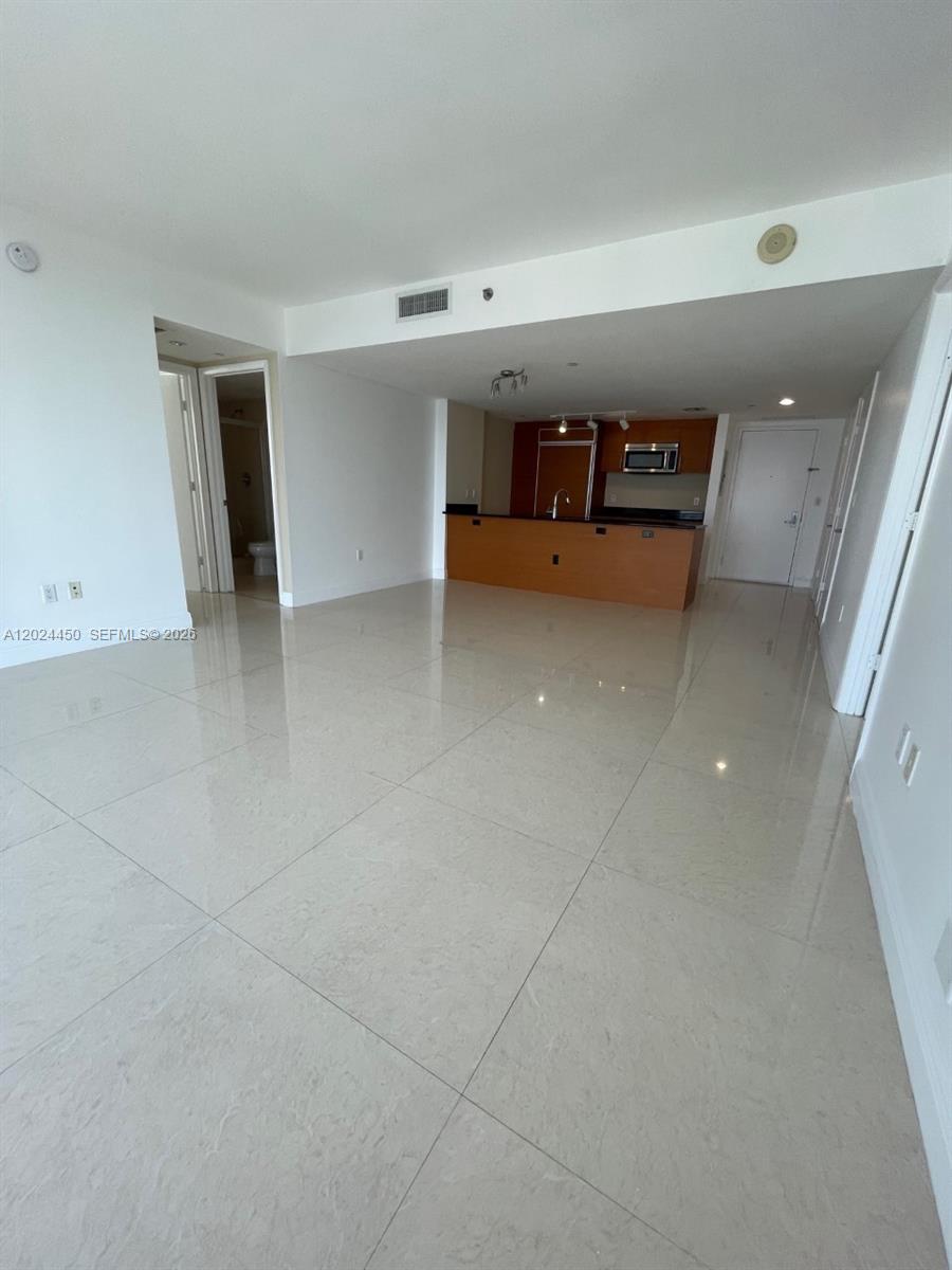 50 BISCAYNE CONDO - Residential