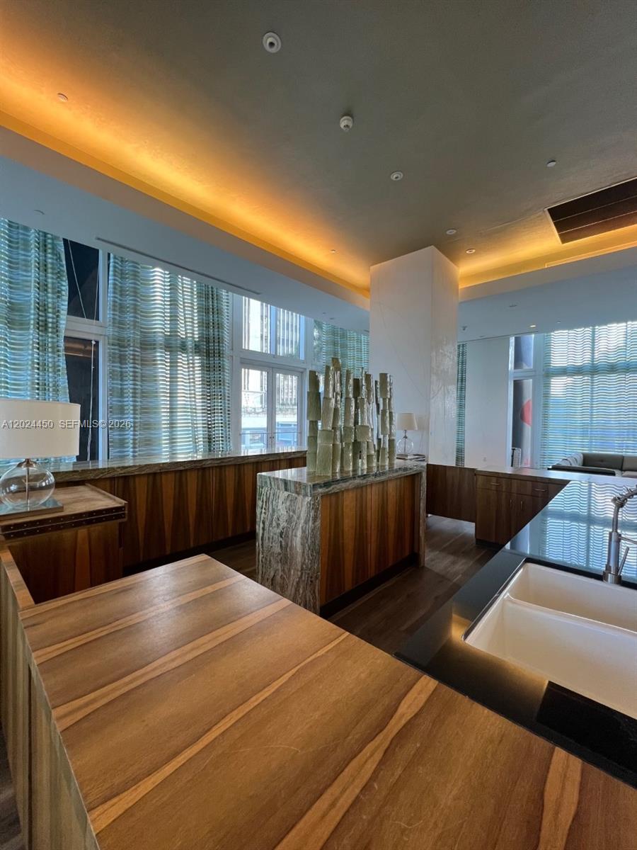 50 BISCAYNE CONDO - Residential