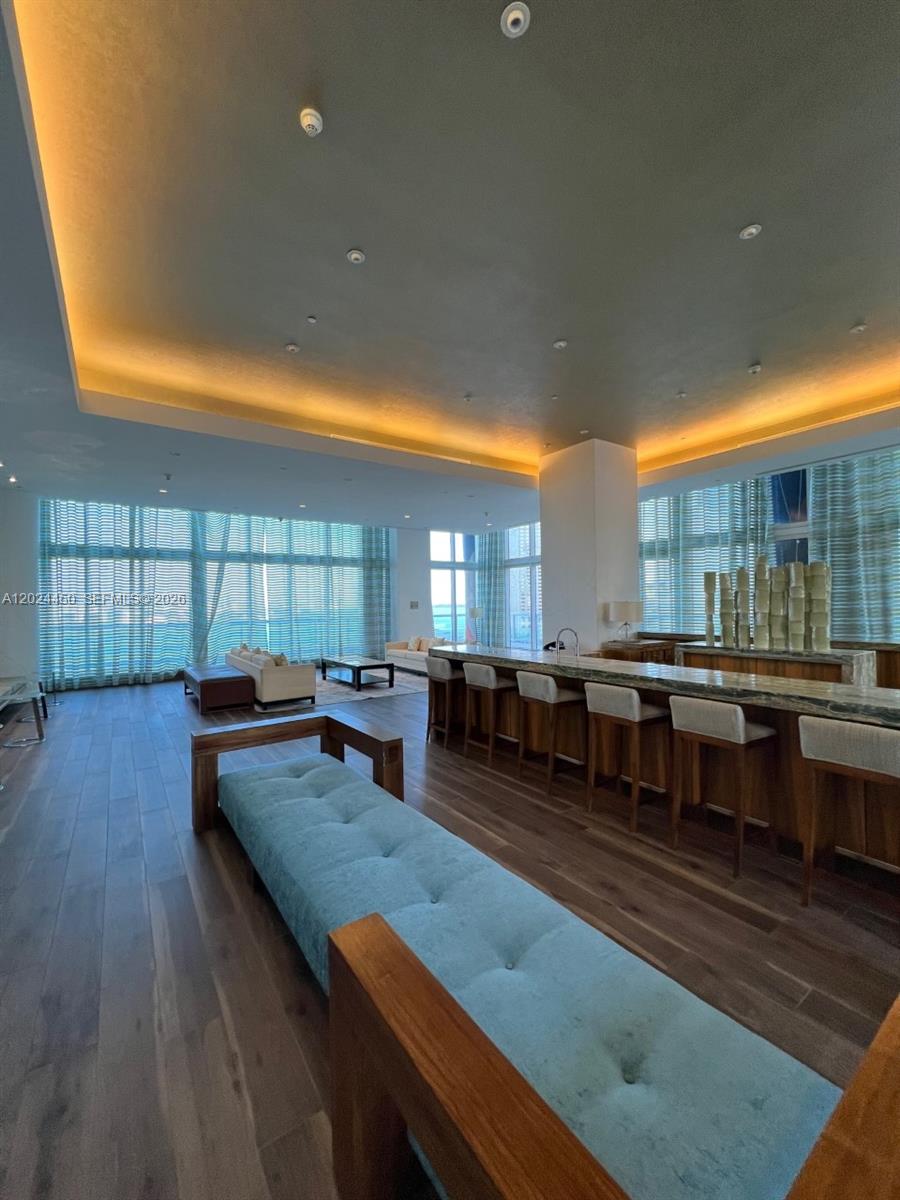 50 BISCAYNE CONDO - Residential
