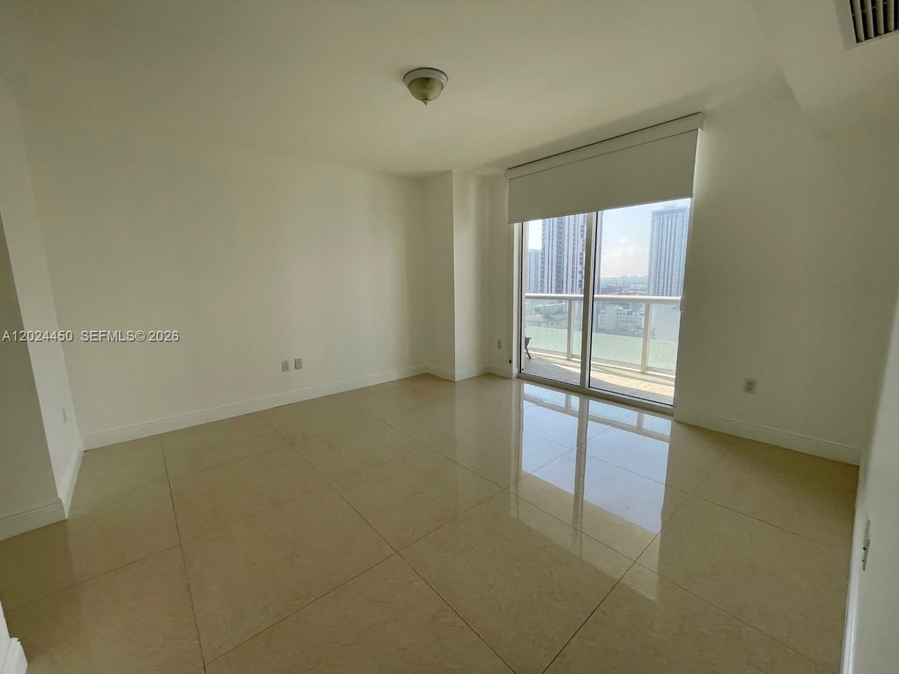 50 BISCAYNE CONDO - Residential