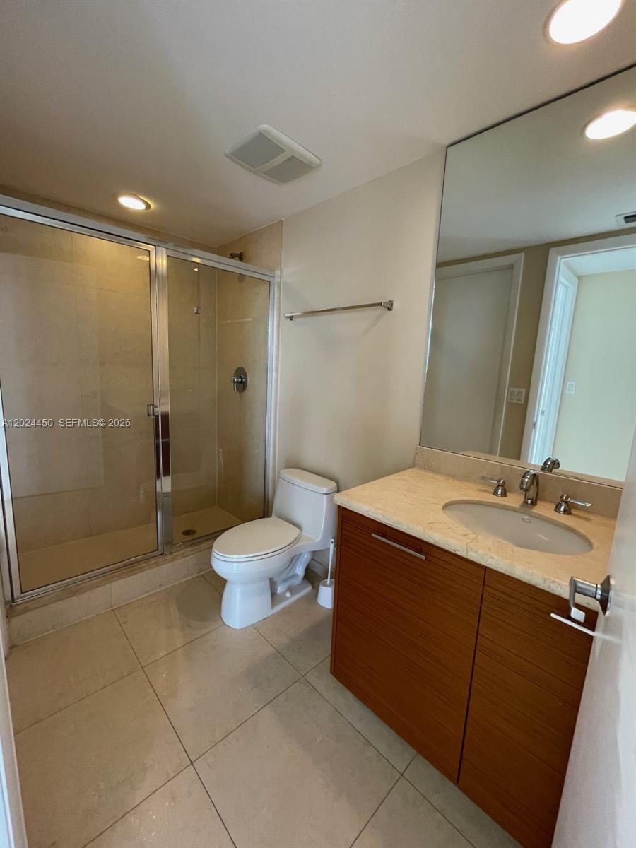 50 BISCAYNE CONDO - Residential