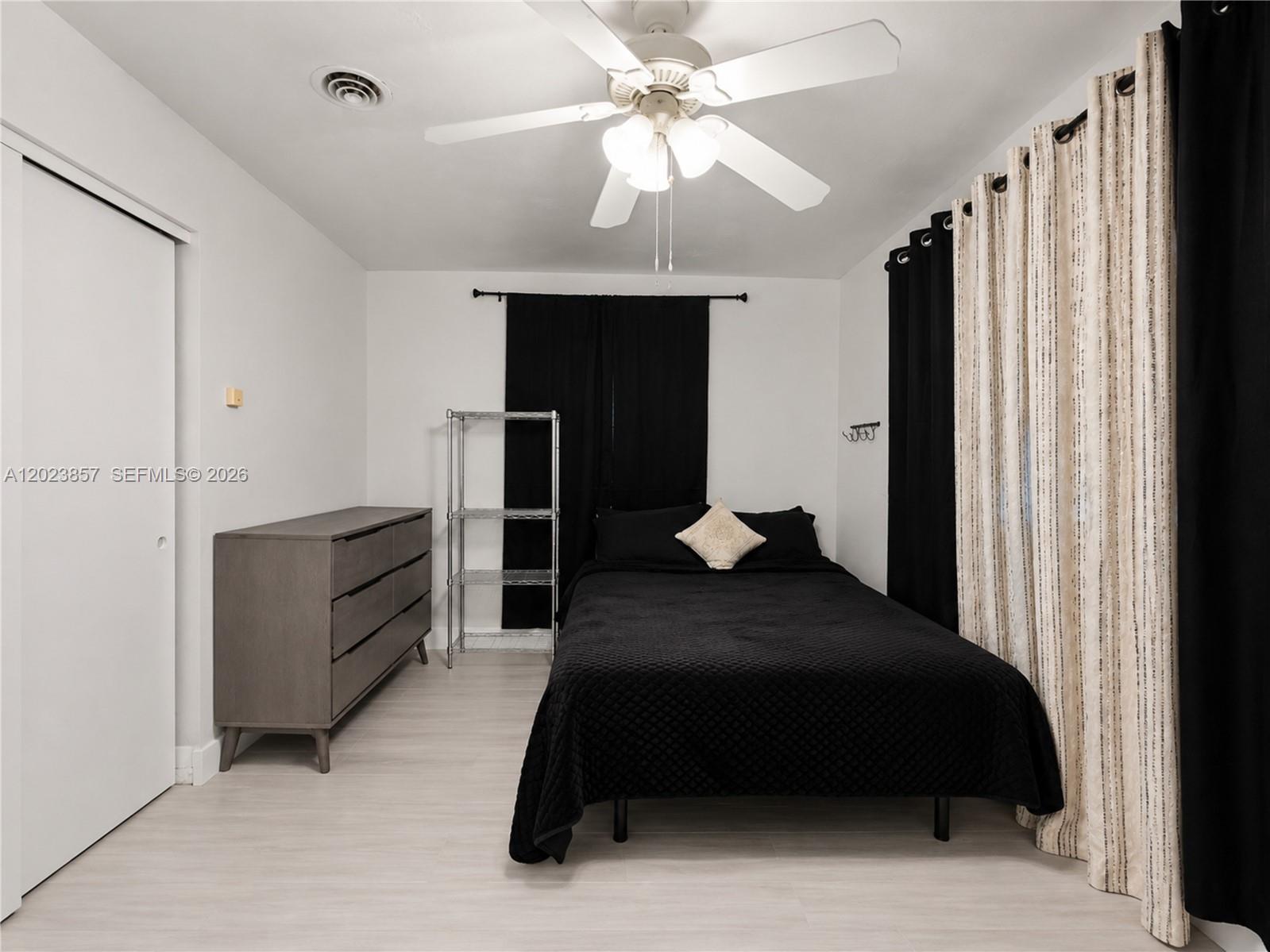 WINDWARD ESTATES SEC 1 - Residential