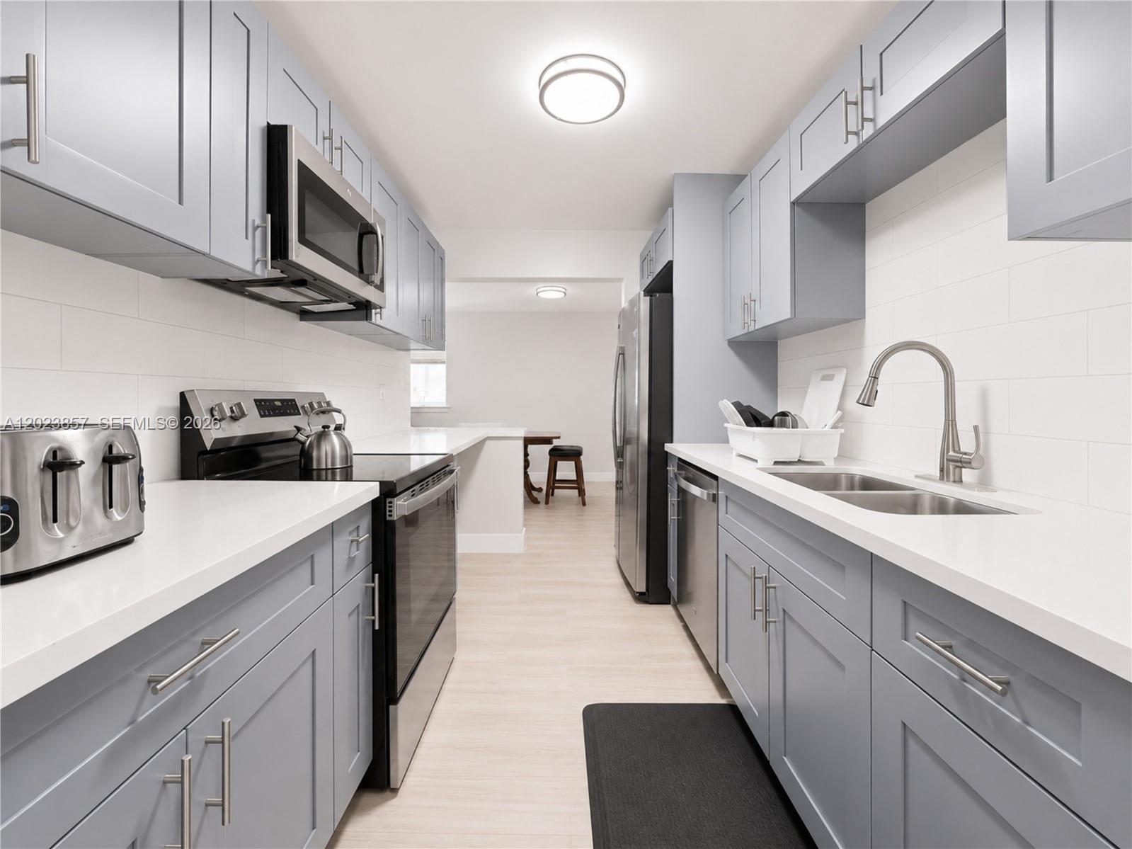 WINDWARD ESTATES SEC 1 - Residential