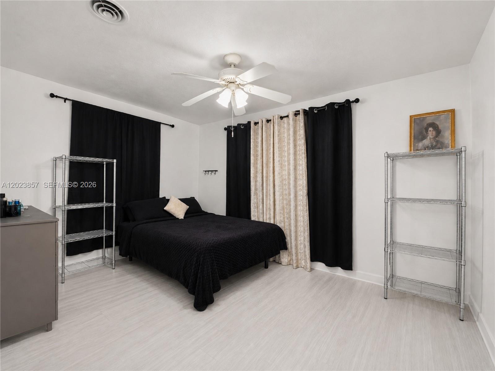WINDWARD ESTATES SEC 1 - Residential