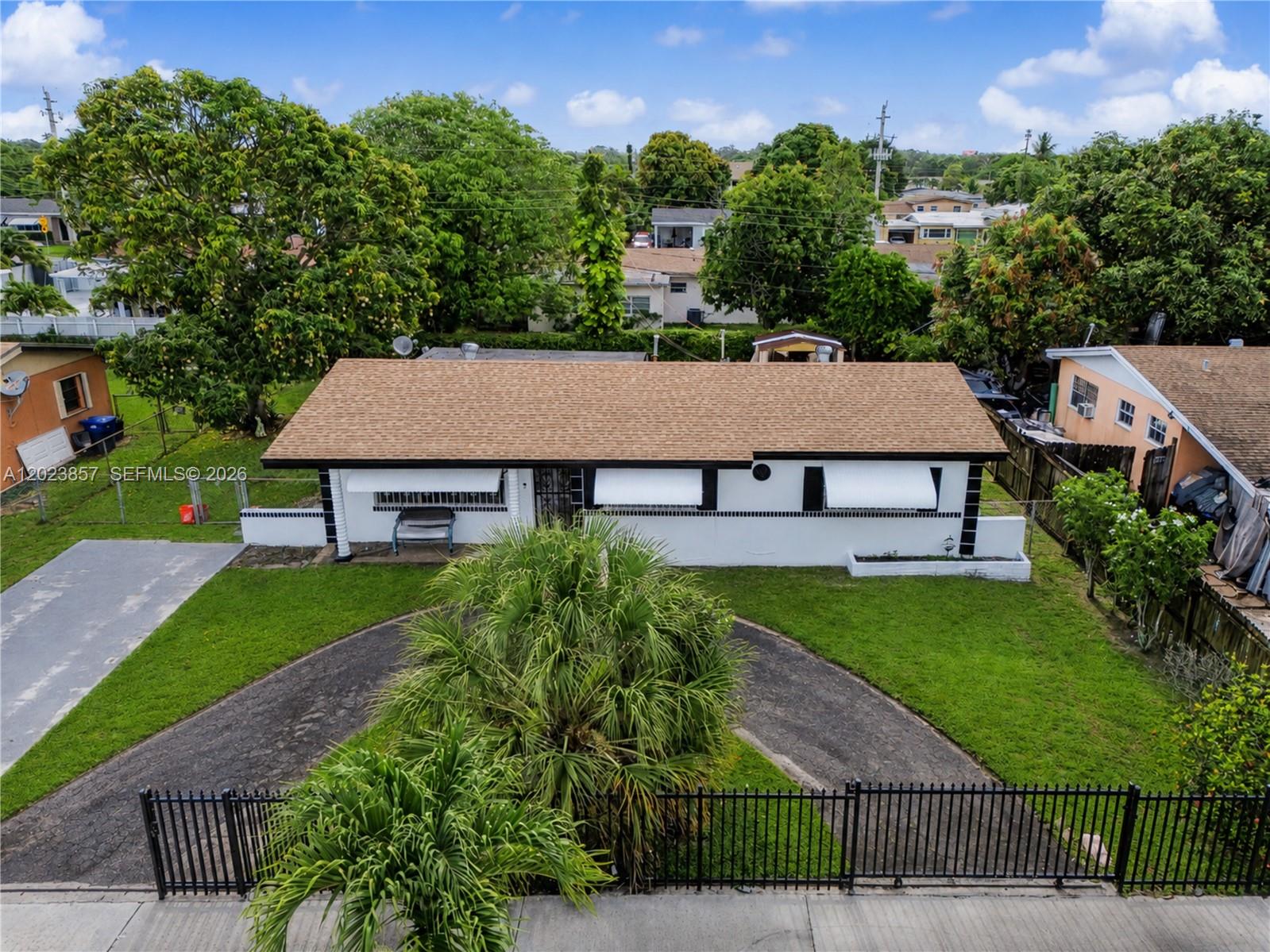 WINDWARD ESTATES SEC 1 - Residential