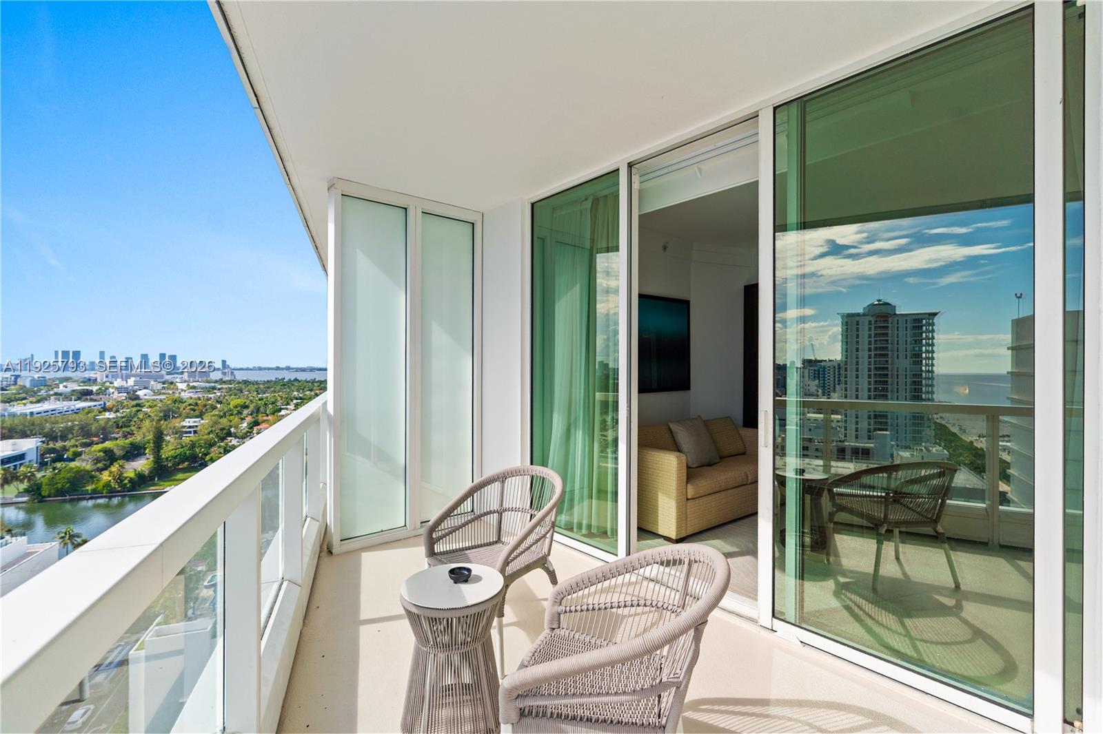 FONTAINEBLEAU III OCEAN C - Residential