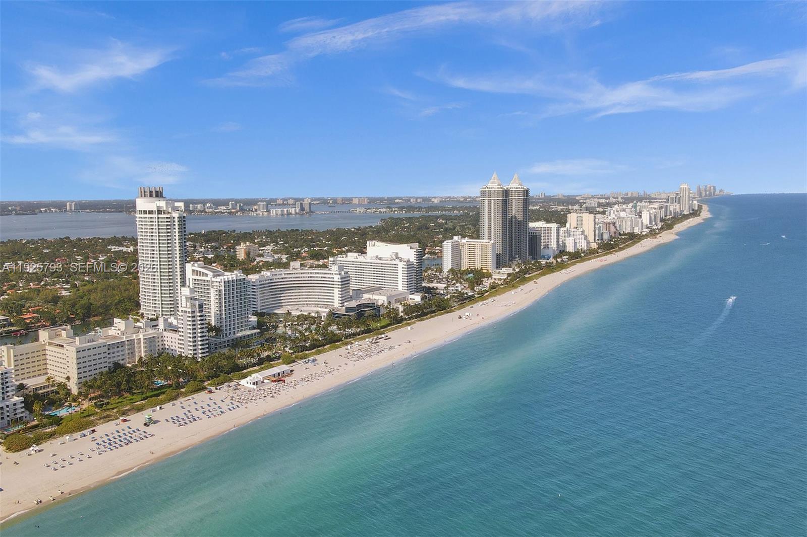 FONTAINEBLEAU III OCEAN C - Residential