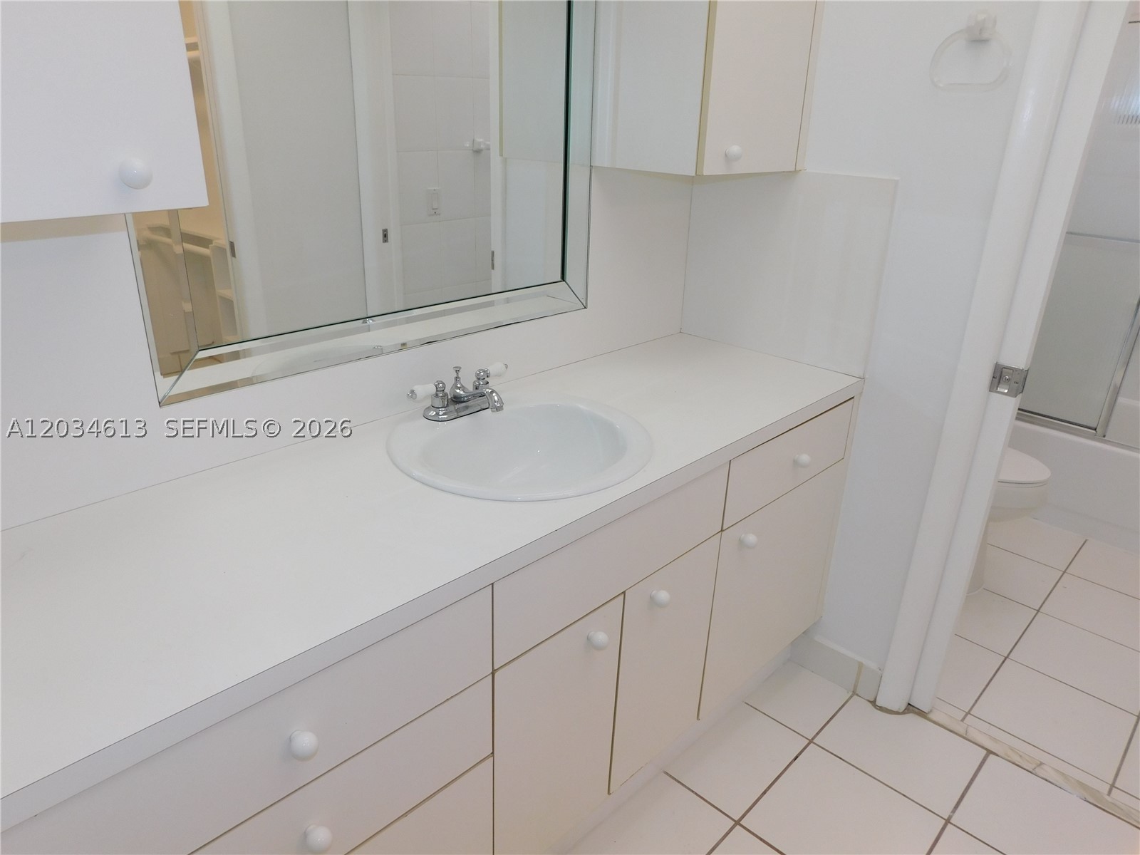 THE HORIZONS CONDO #2 - Residential Lease