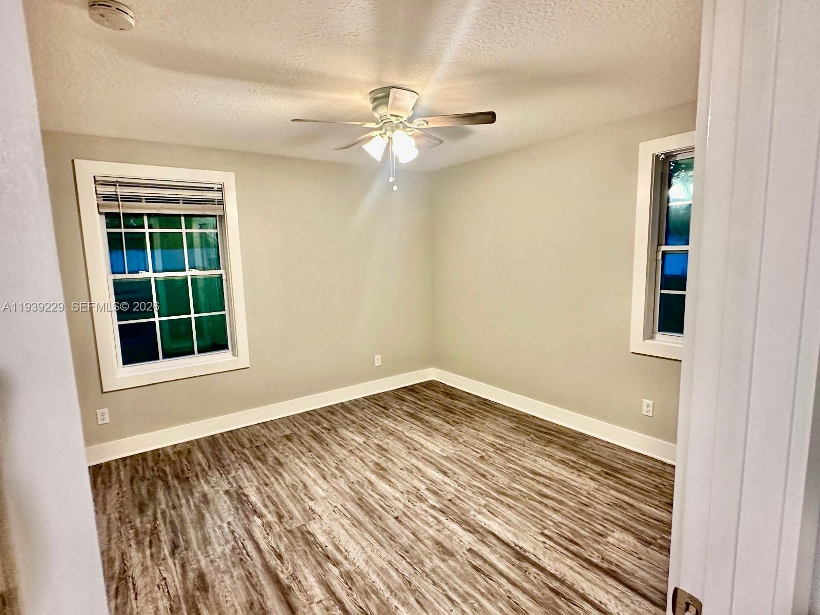 CENTURY ESTATES - Residential Lease