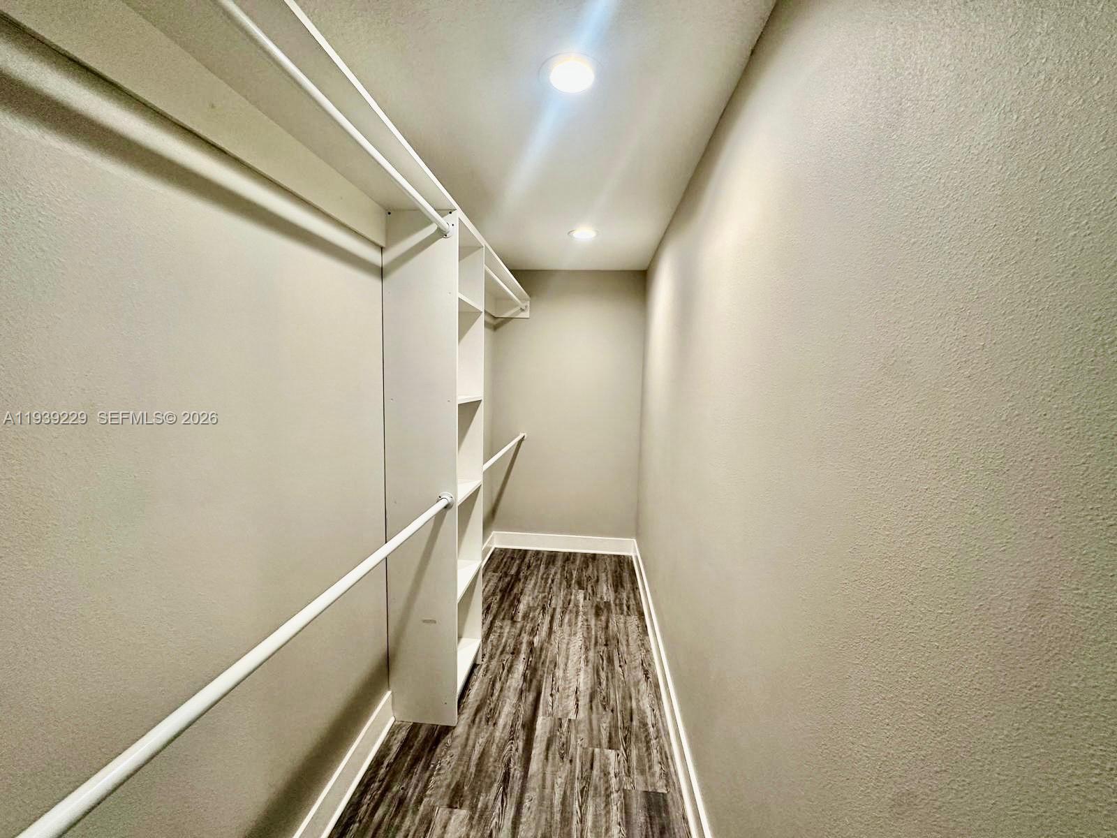 CENTURY ESTATES - Residential Lease