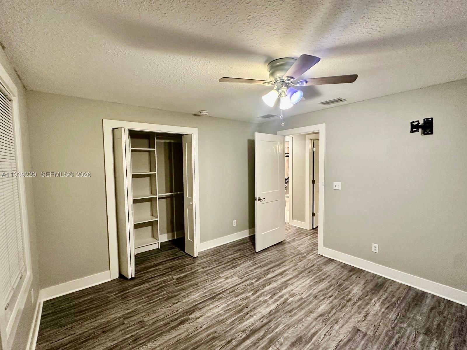 CENTURY ESTATES - Residential Lease