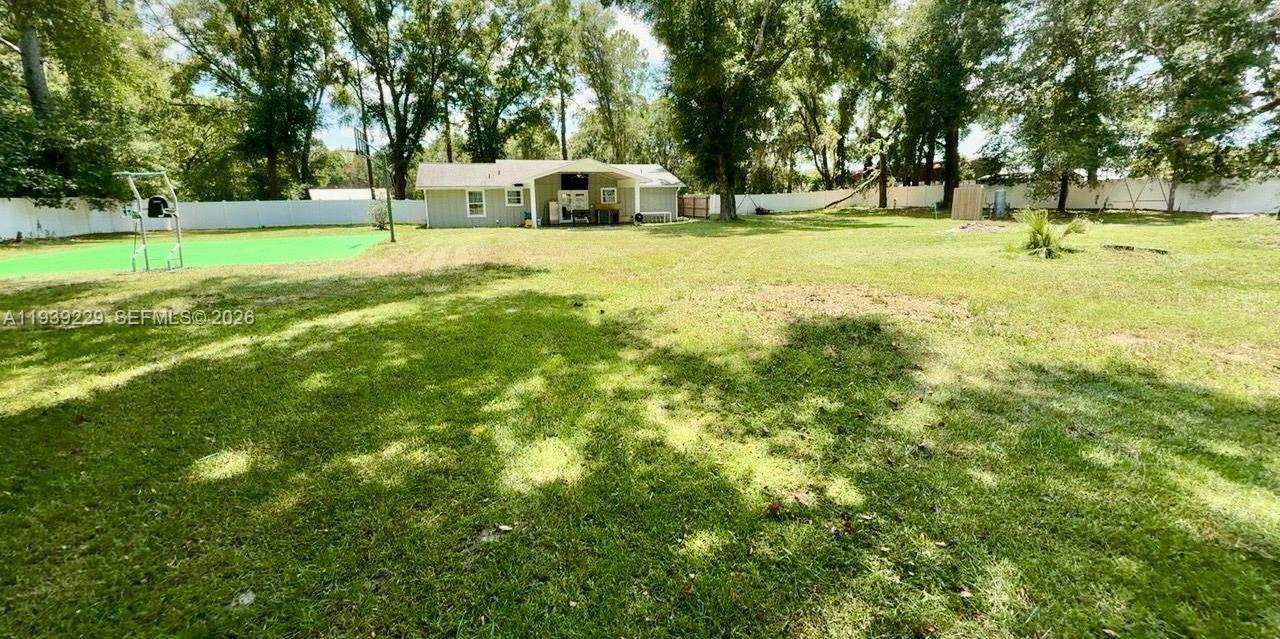 CENTURY ESTATES - Residential Lease