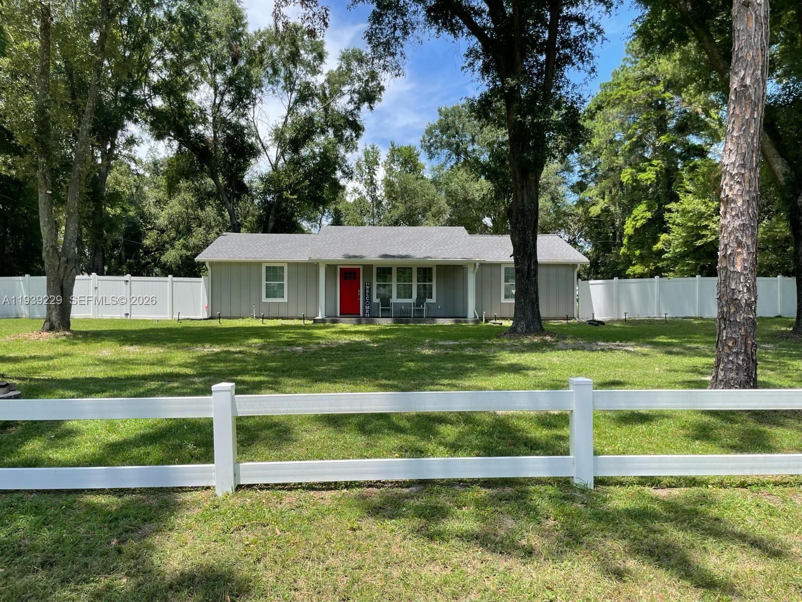 Beautiful and welcoming rental home offering 3 bedrooms and 2 bathrooms. This newly built property has been fully remodeled and is completely move-in ready. Situated on a spacious one-acre lot, surrounded by lush vegetation, it offers privacy, tranquility, and a peaceful family-friendly environment.

The fully fenced yard provides a safe and open space for children to play, family gatherings, and outdoor enjoyment. The home is located in a very quiet and pleasant area, ideal for families seeking comfort, space, and a strong connection with nature while maintaining everyday convenience.

Excellent nearby schools make this property an ideal option for families looking to settle in a calm and nurturing community. With plenty of outdoor space, fresh air, and a warm atmosphere, this home offers a wonderful balance between nature, comfort, and affordability.

An excellent rental opportunity for families looking for space, peace, and a place to truly feel at home. A must-see property.