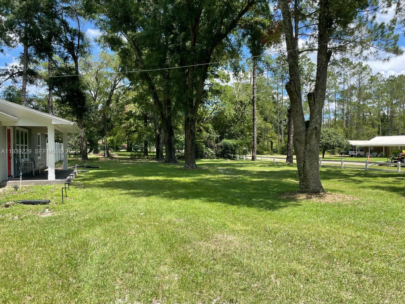 CENTURY ESTATES - Residential Lease