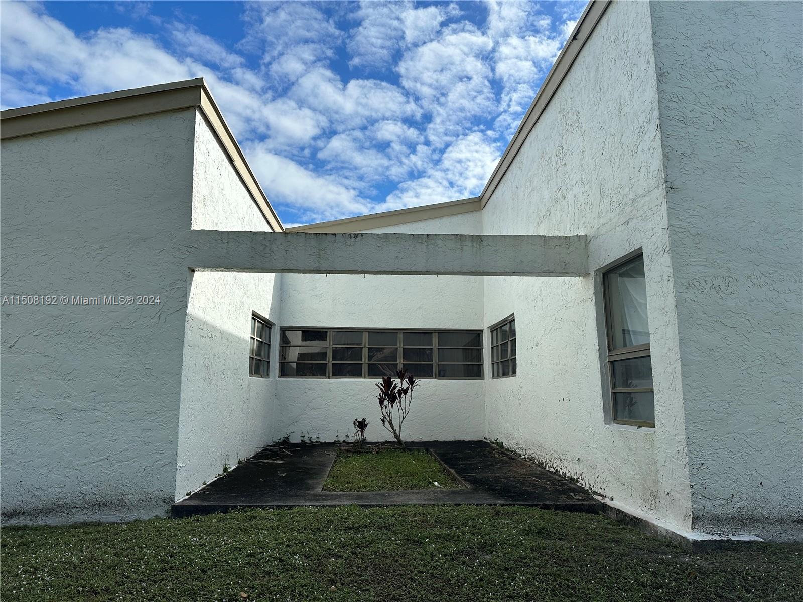 Pine Tree Estates - Residential