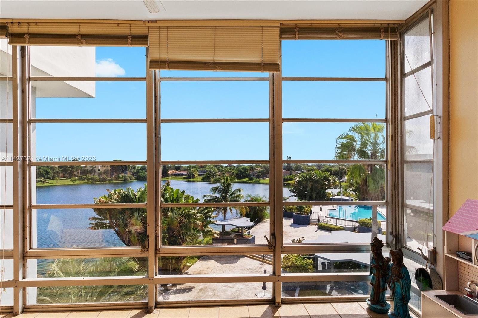 AZURE LAKE CONDO - Residential