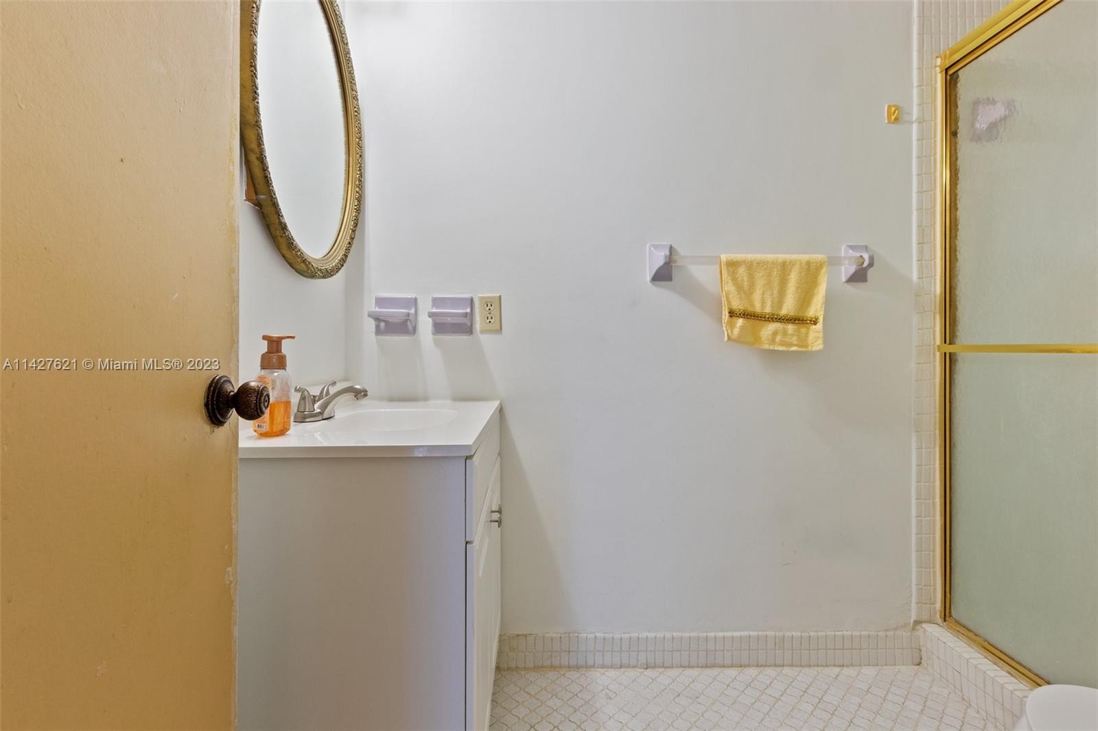 AZURE LAKE CONDO - Residential