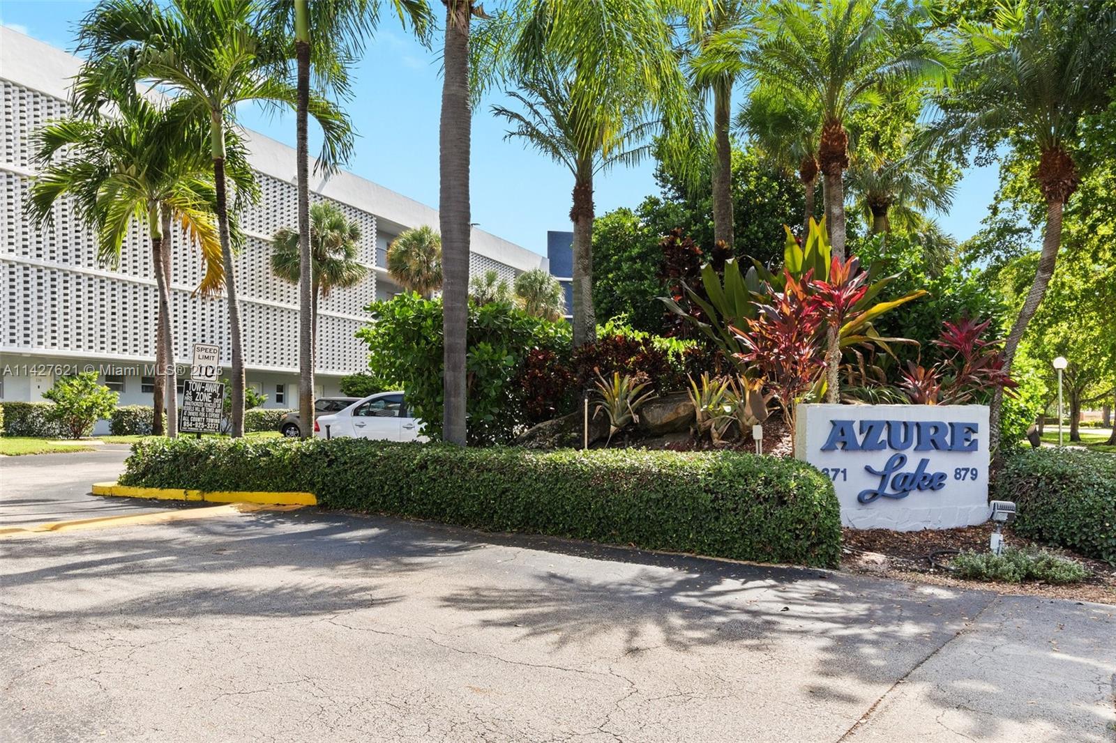 AZURE LAKE CONDO - Residential
