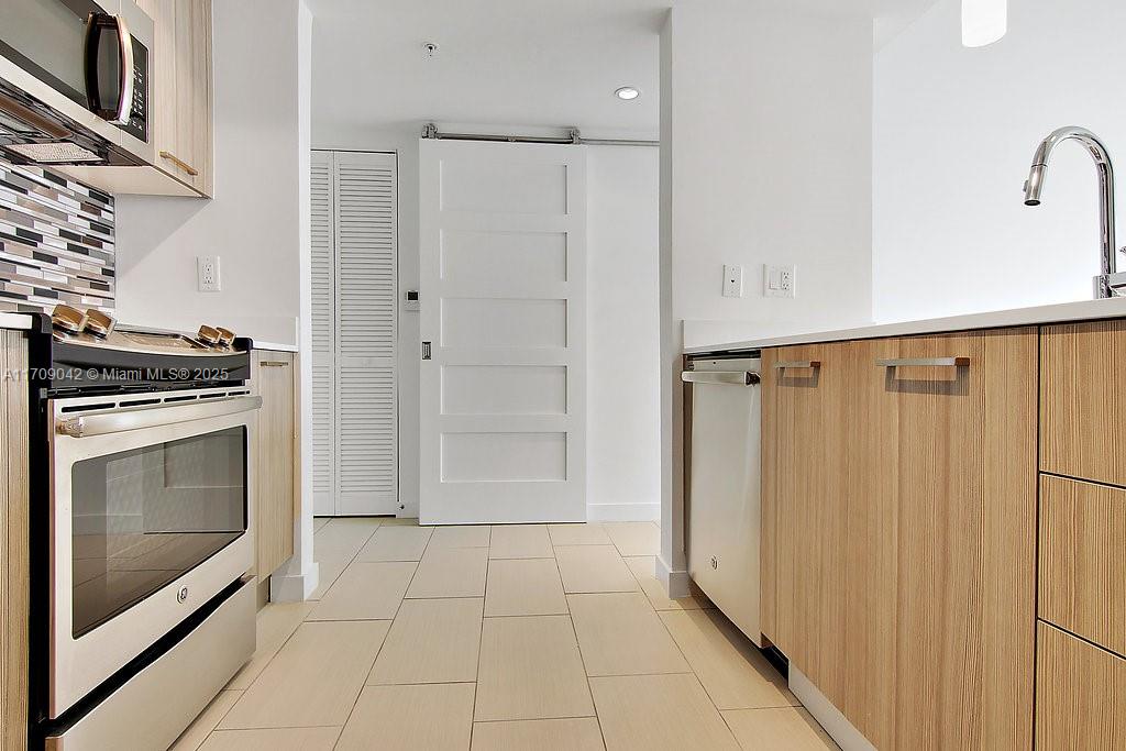 Bay Parc - Residential Lease