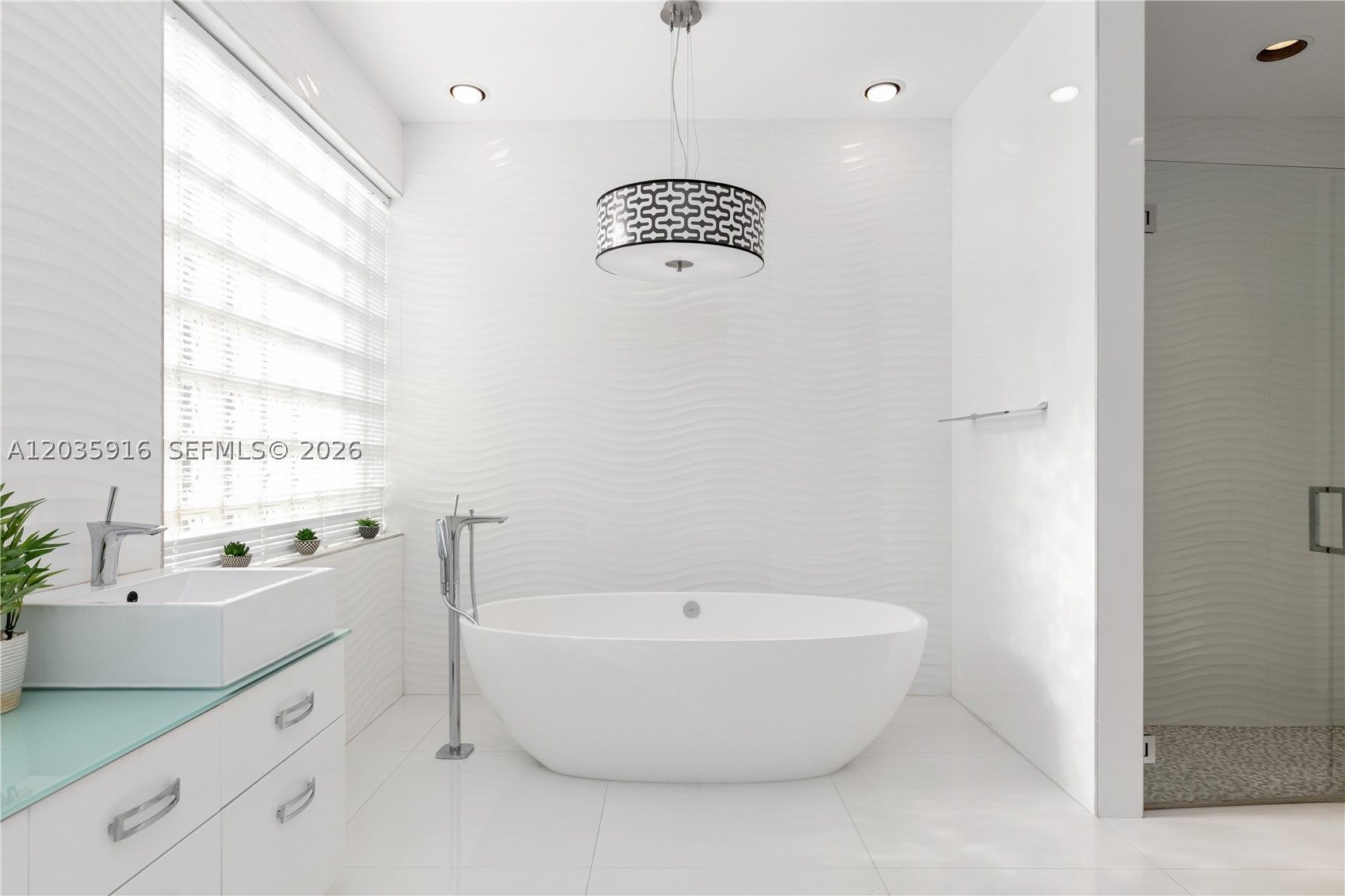 THREE ISLANDS 3RD SEC - Residential Lease
