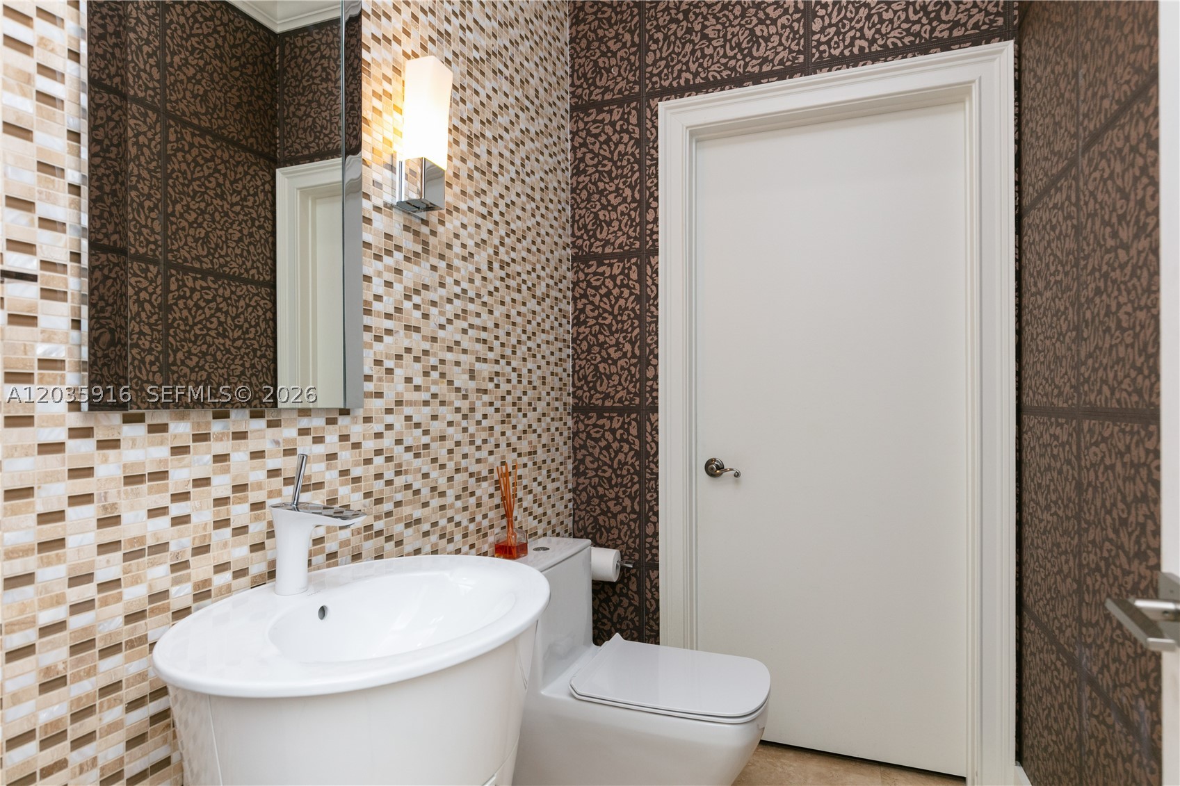 THREE ISLANDS 3RD SEC - Residential Lease