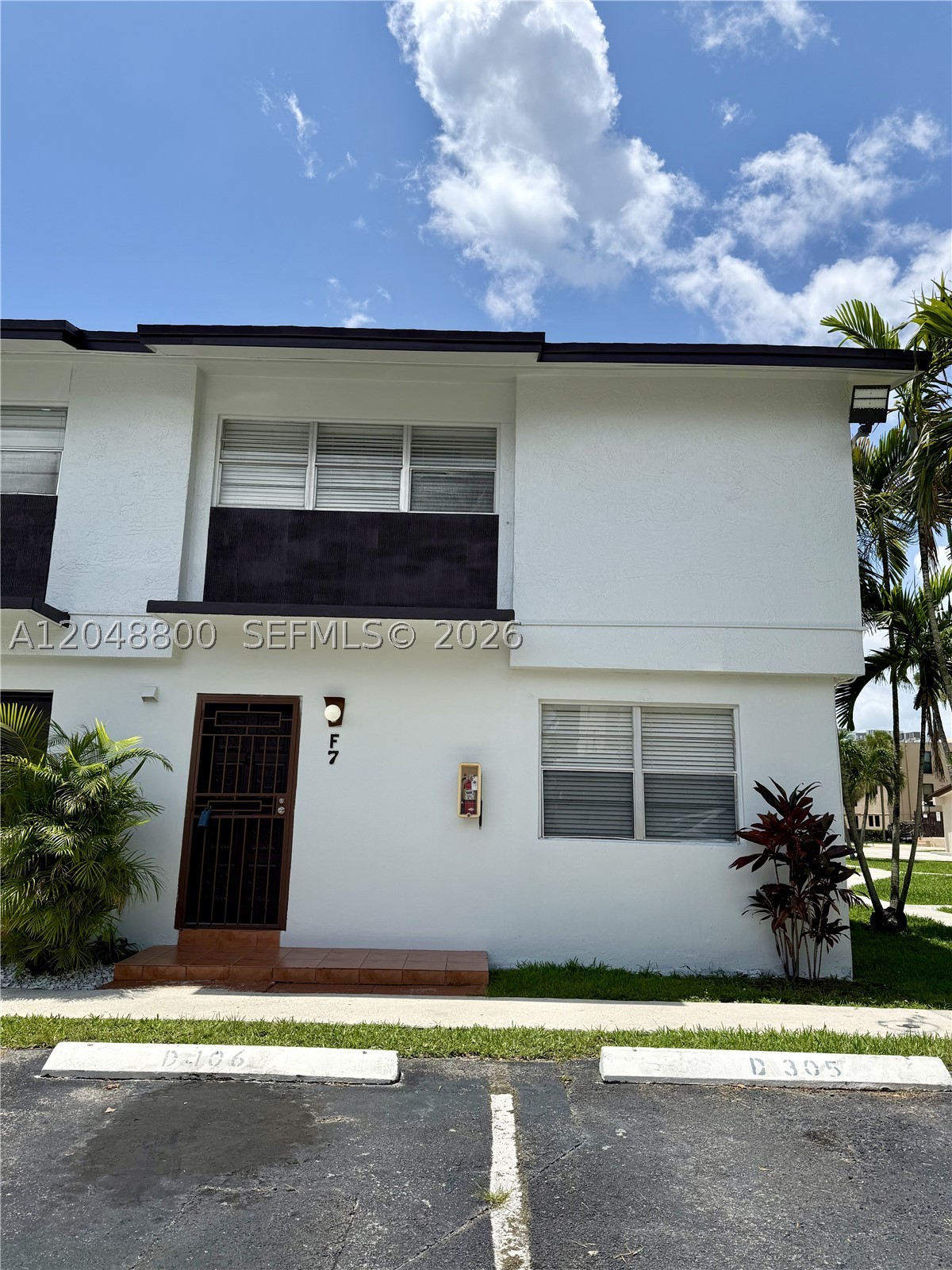 WEST FLAGLER HERITAGE CON - Residential Lease