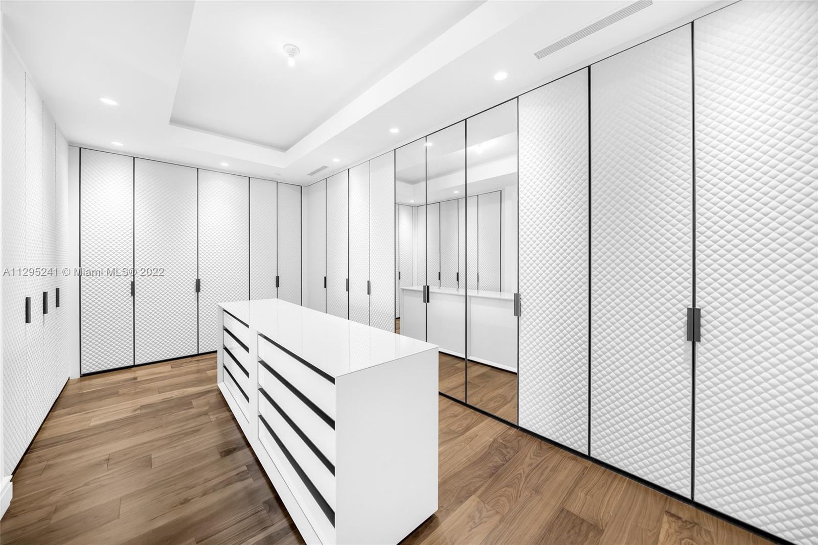 Estates At Acqualina - Residential