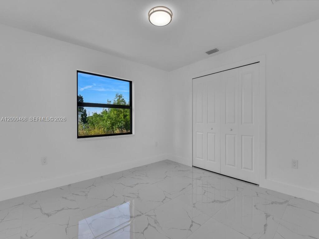 LEHIGH ESTATES - Residential Income