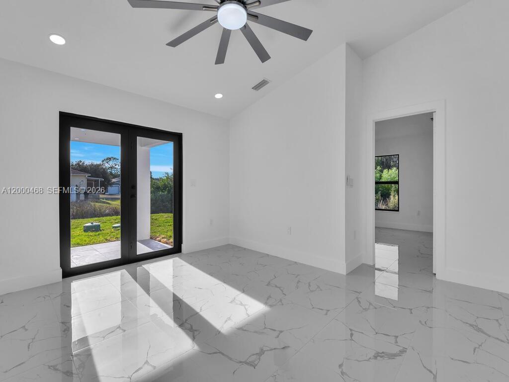 LEHIGH ESTATES - Residential Income
