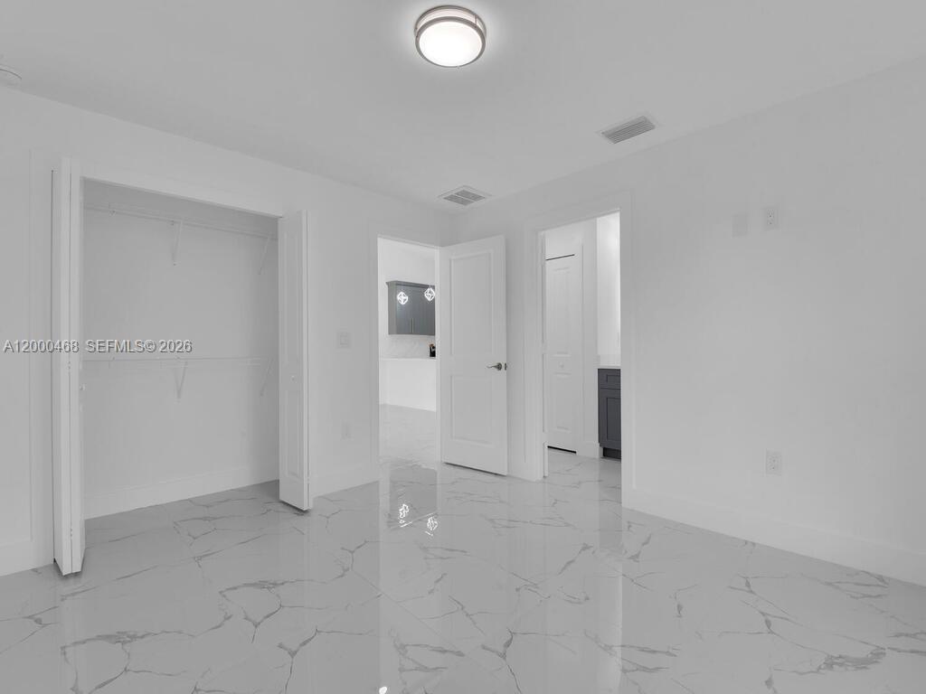 LEHIGH ESTATES - Residential Income