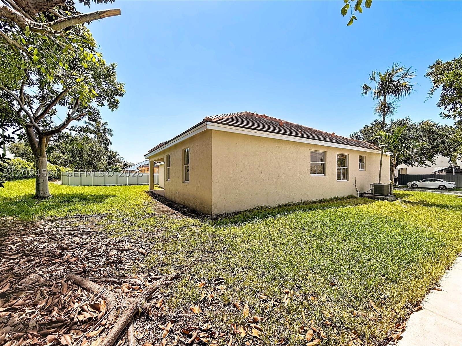 COUNTRYSIDE - Residential