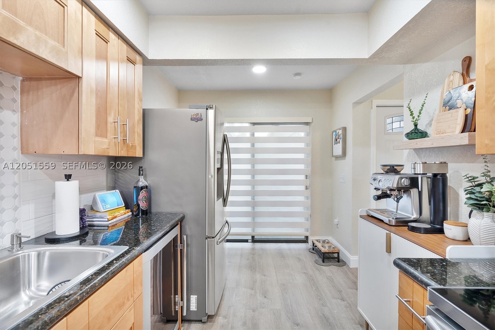 EVERGLADES SUGAR & LAND C - Residential Lease