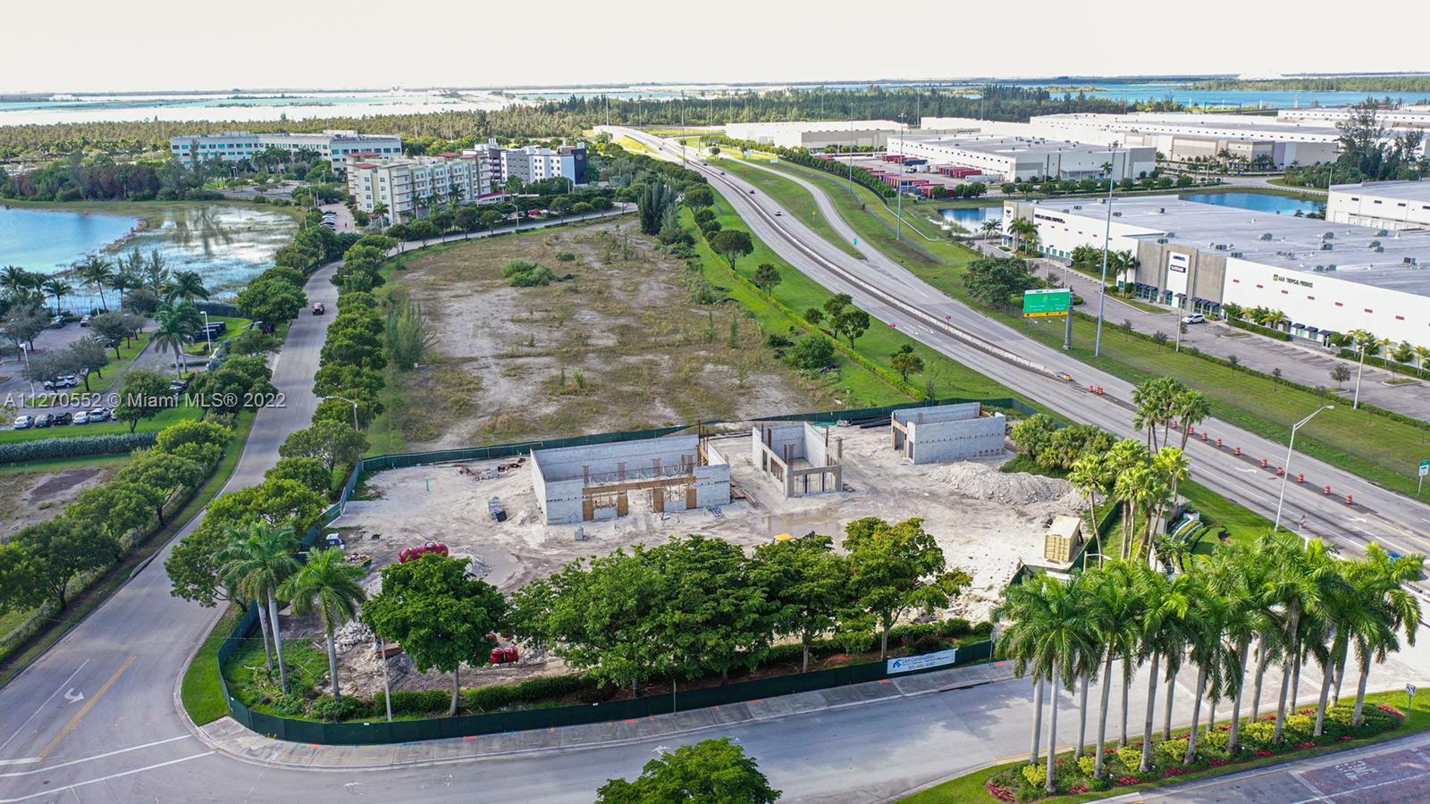 Amazing Location industrial Lot