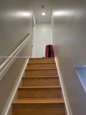 SOMERSET FOUR REPLAT - Residential Lease