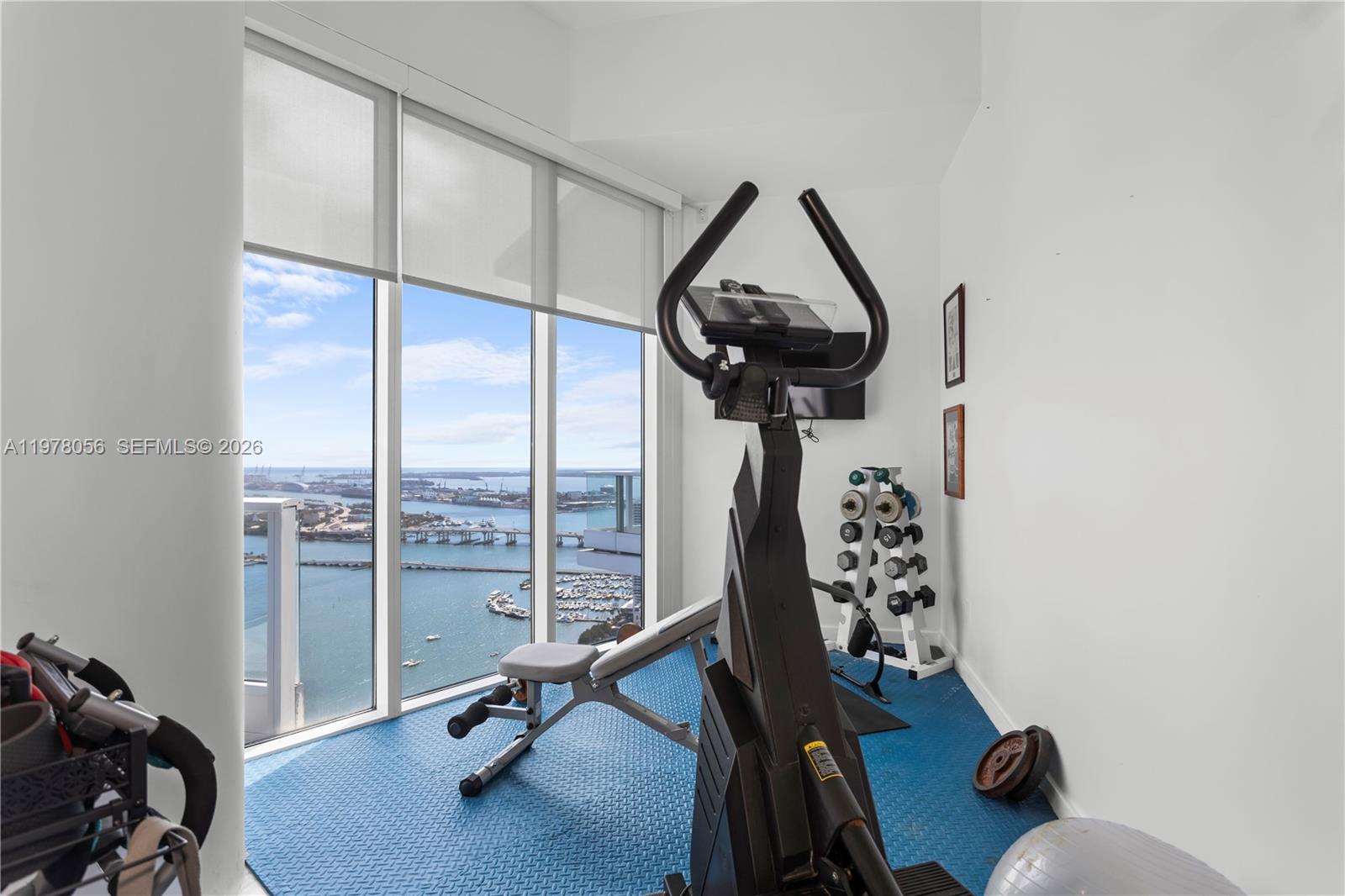 PARAMOUNT BAY CONDO - Residential