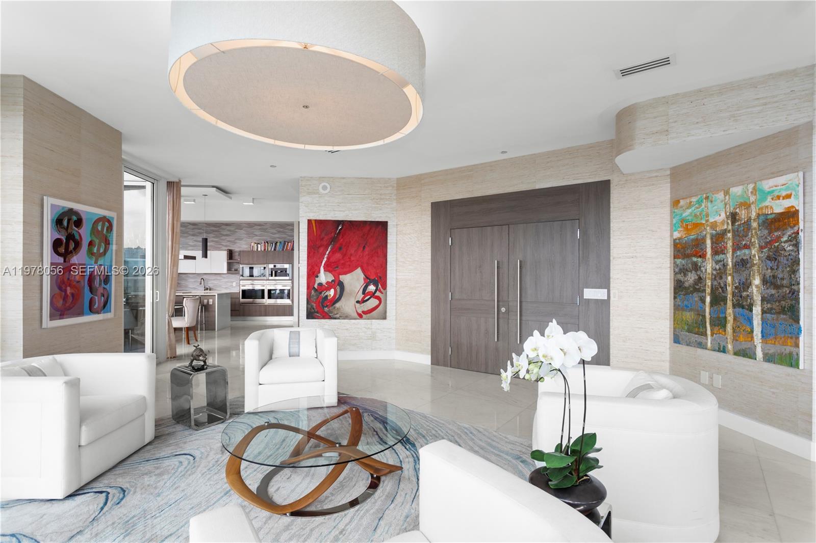 PARAMOUNT BAY CONDO - Residential
