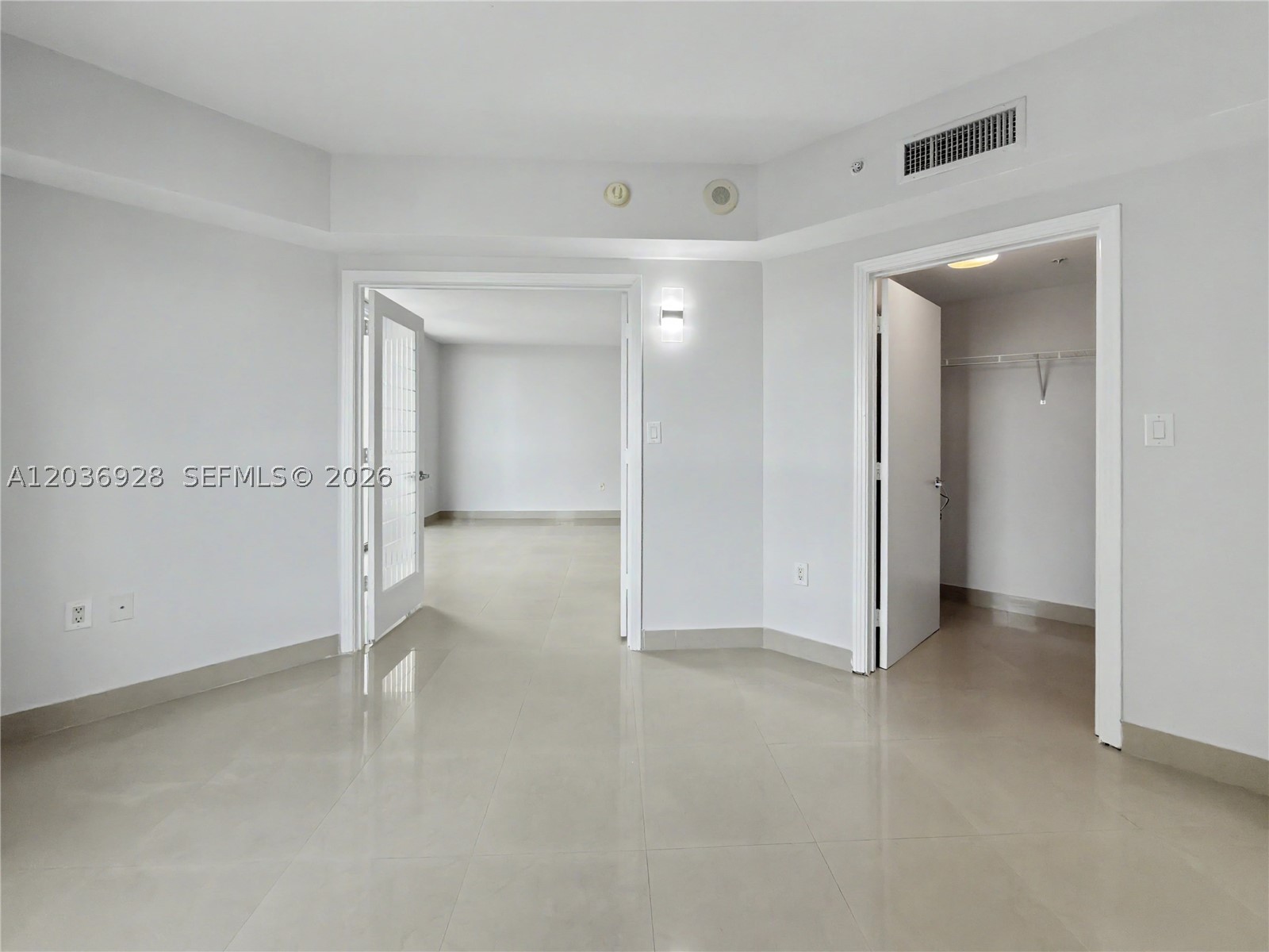 METROPOLIS I AT DADELAND - Residential Lease